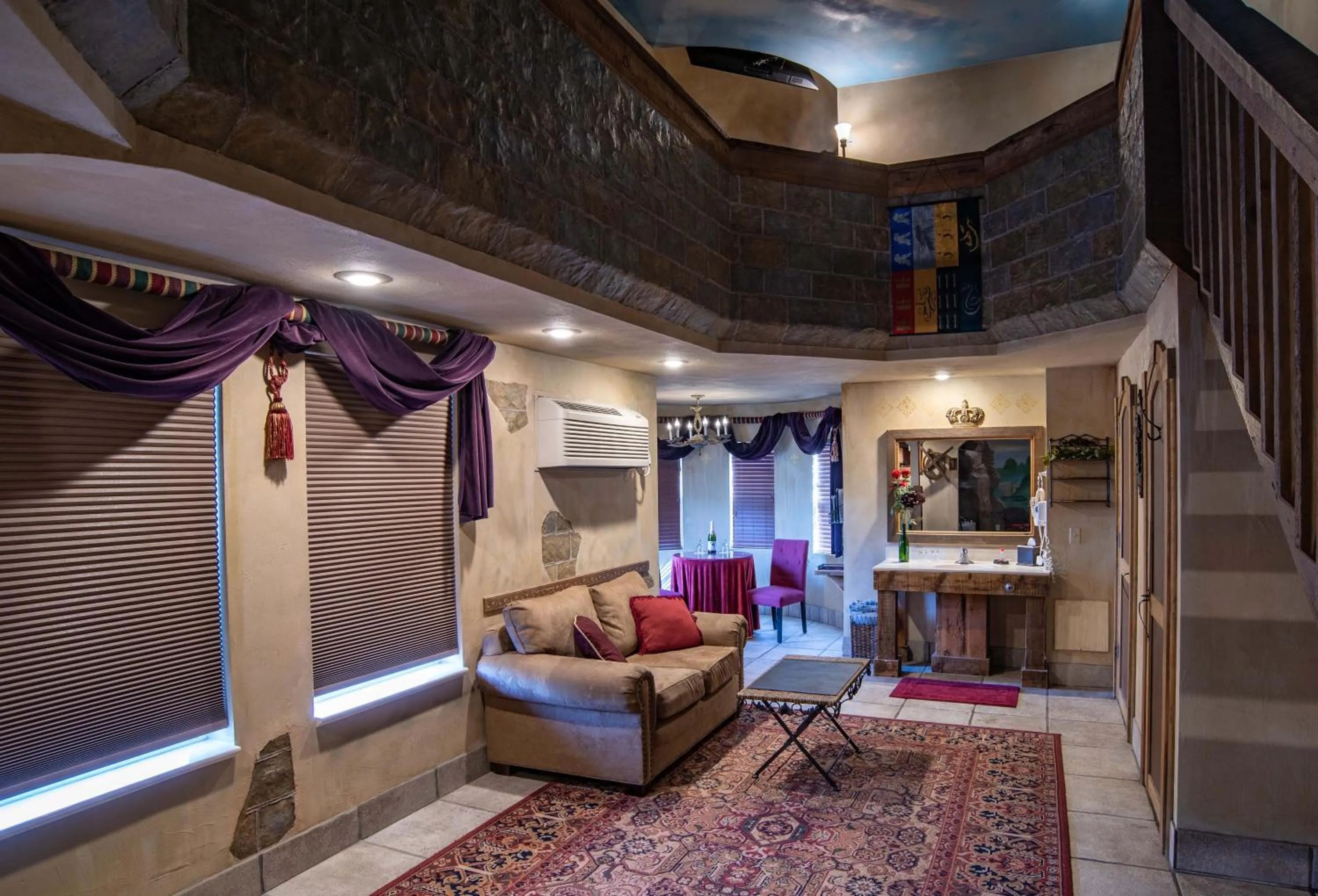 Living room in The Anniversary Inn - Boise