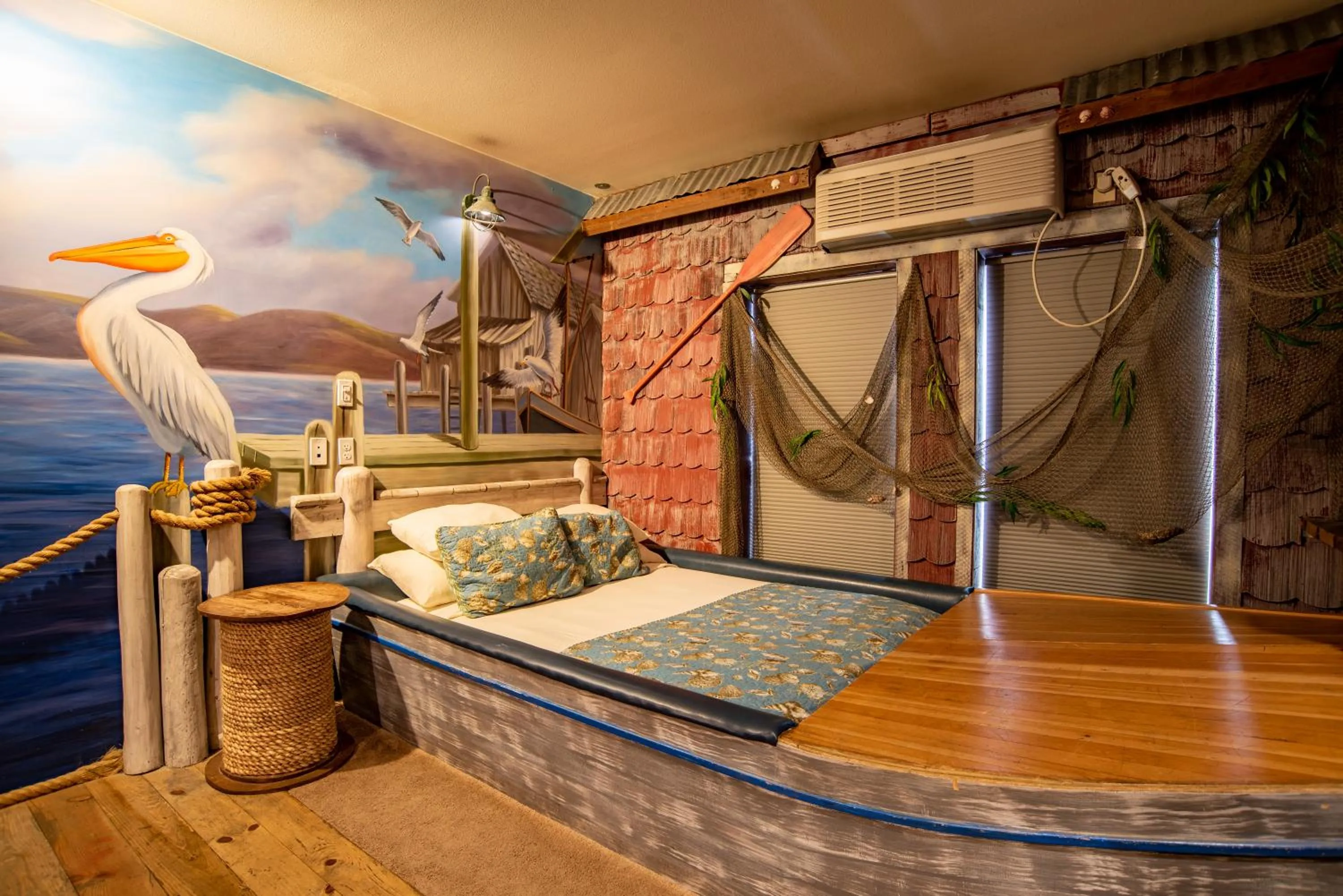 Bed in The Anniversary Inn - Boise