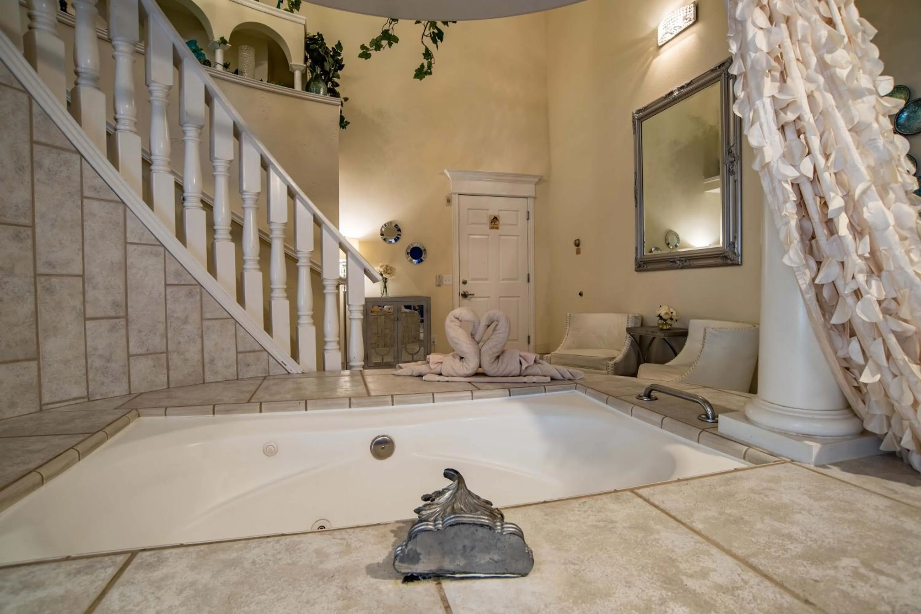 Bath in The Anniversary Inn - Boise