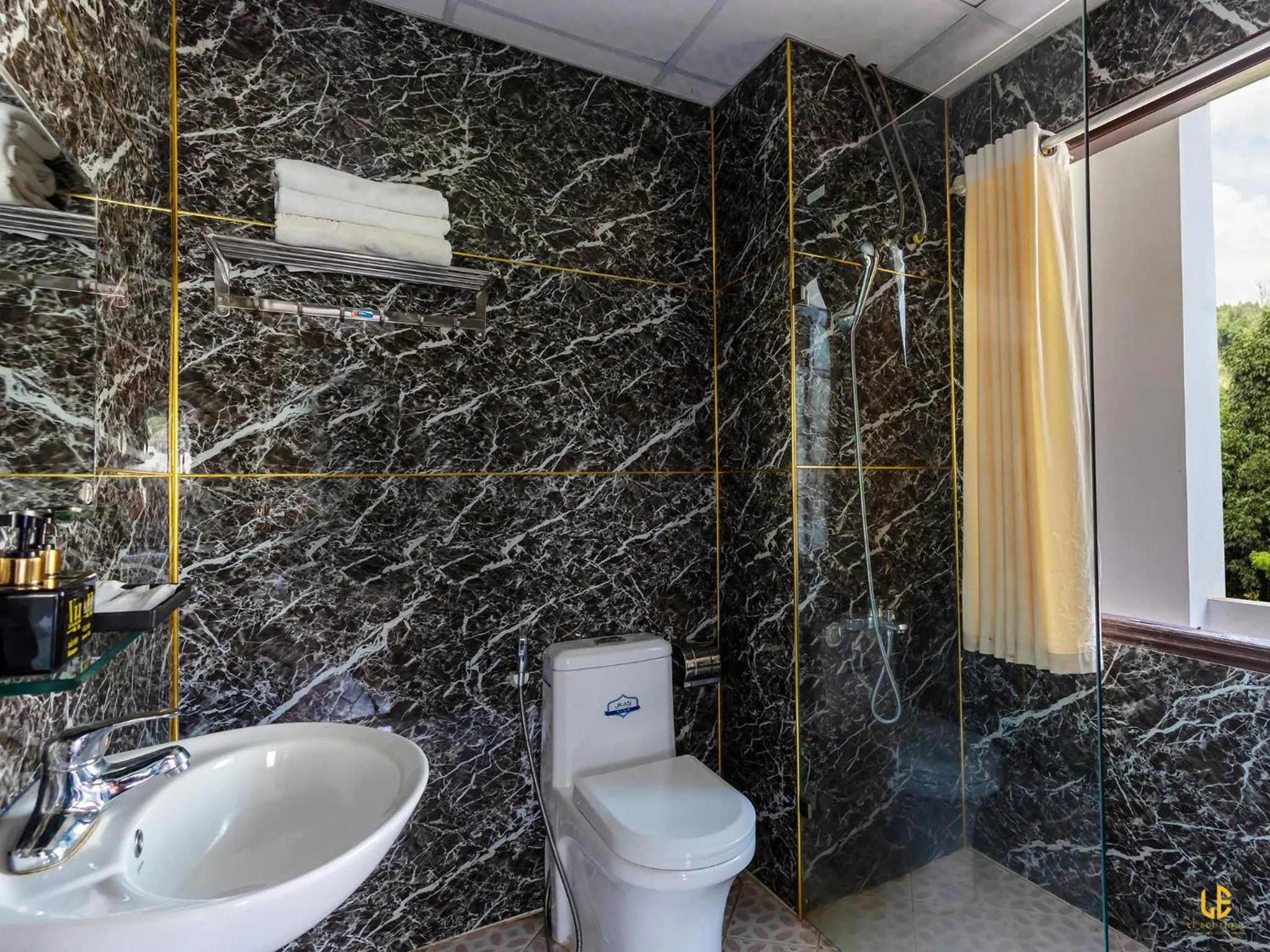 Toilet in Le Boutique Sapa Hotel