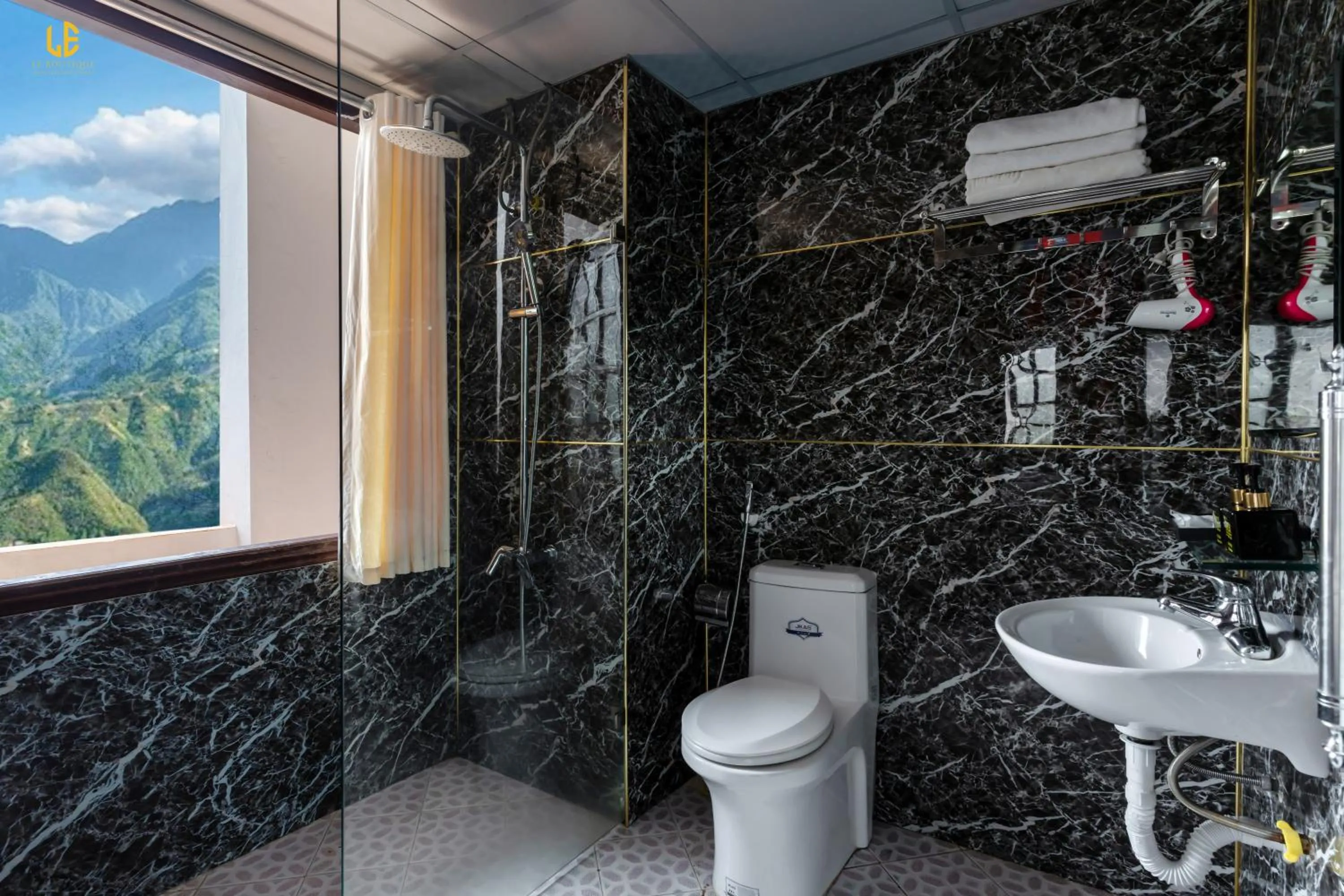 Toilet in Le Boutique Sapa Hotel