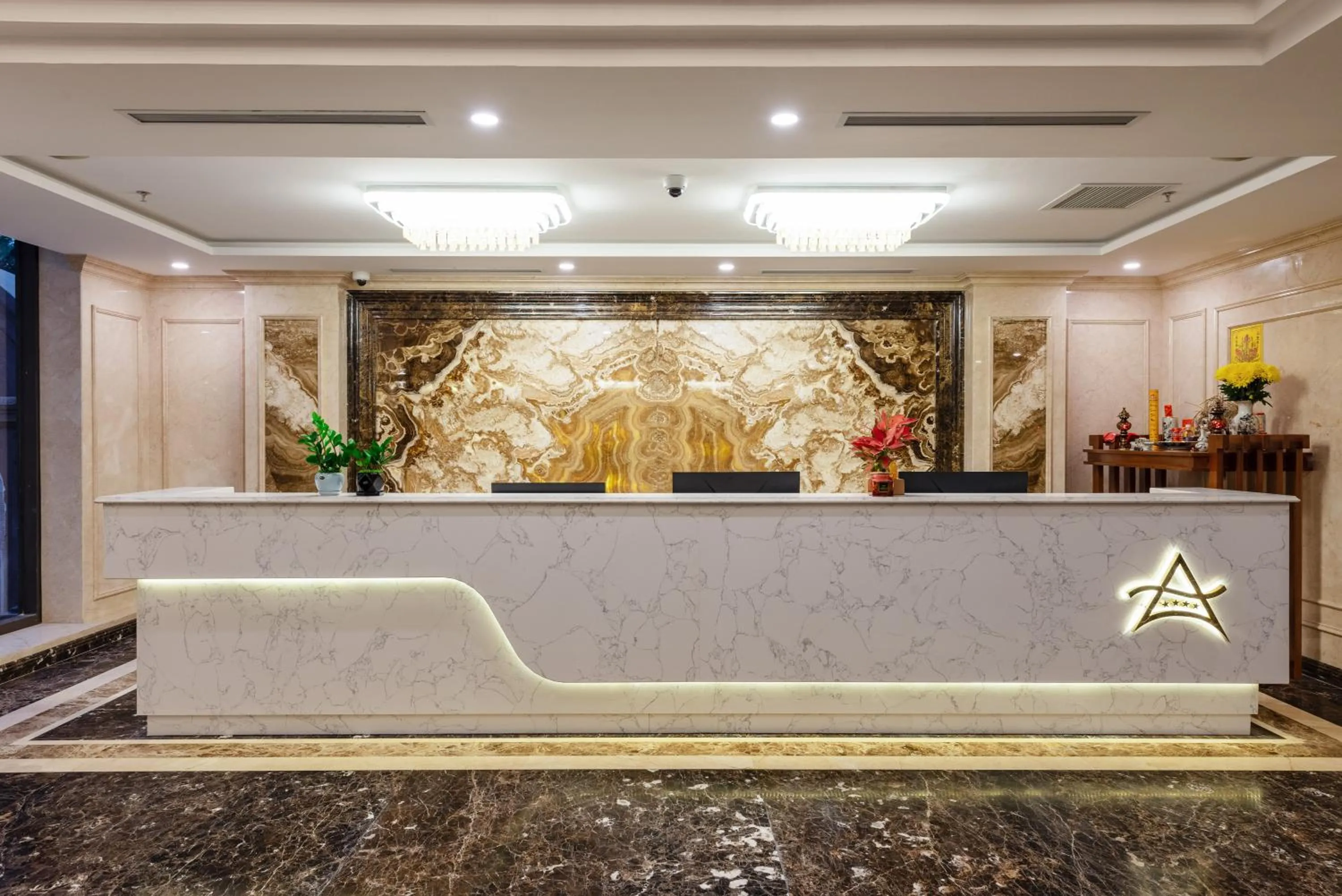 Lobby or reception in Aquasun Hotel Phu Quoc