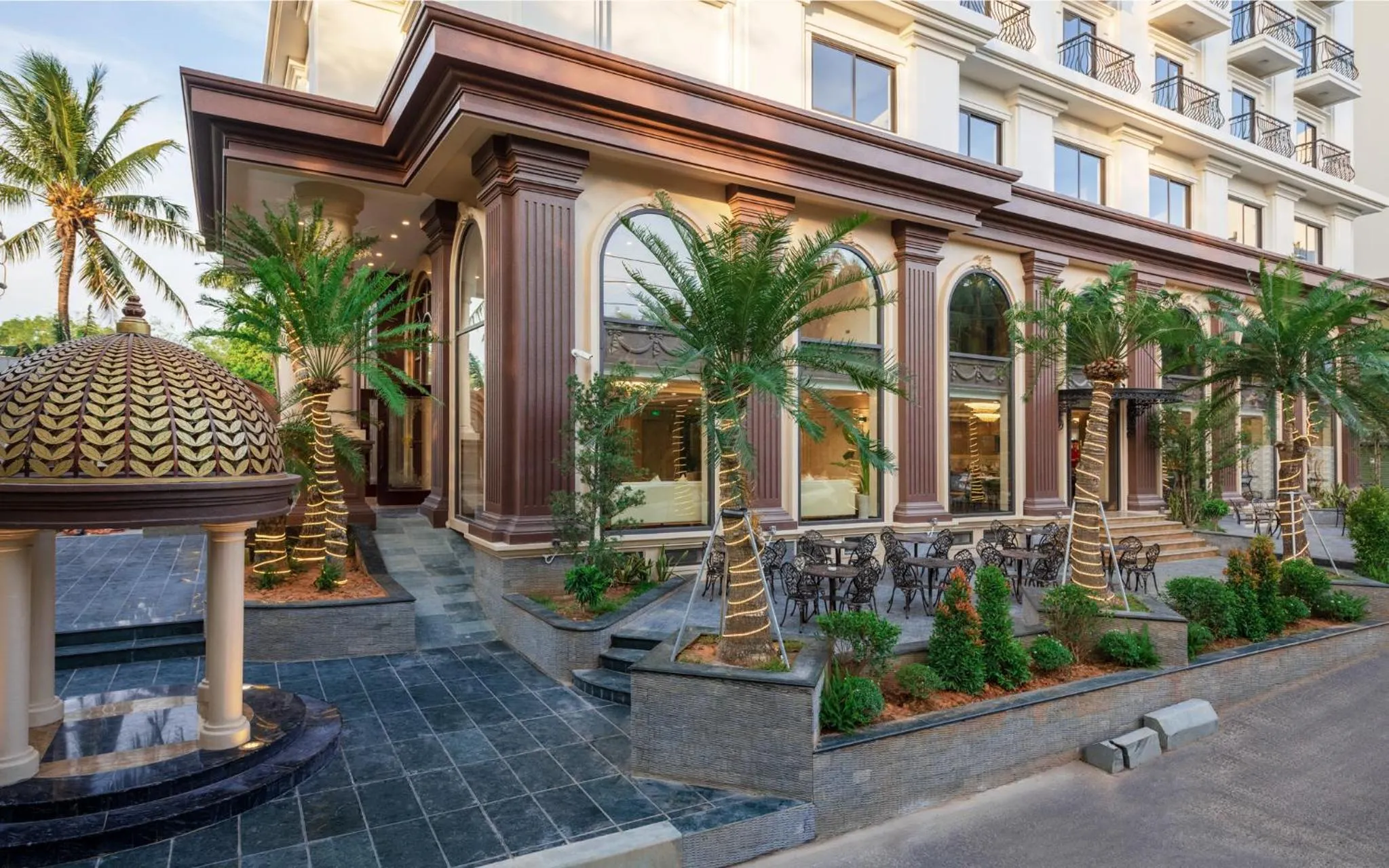 Facade/entrance in Aquasun Hotel Phu Quoc