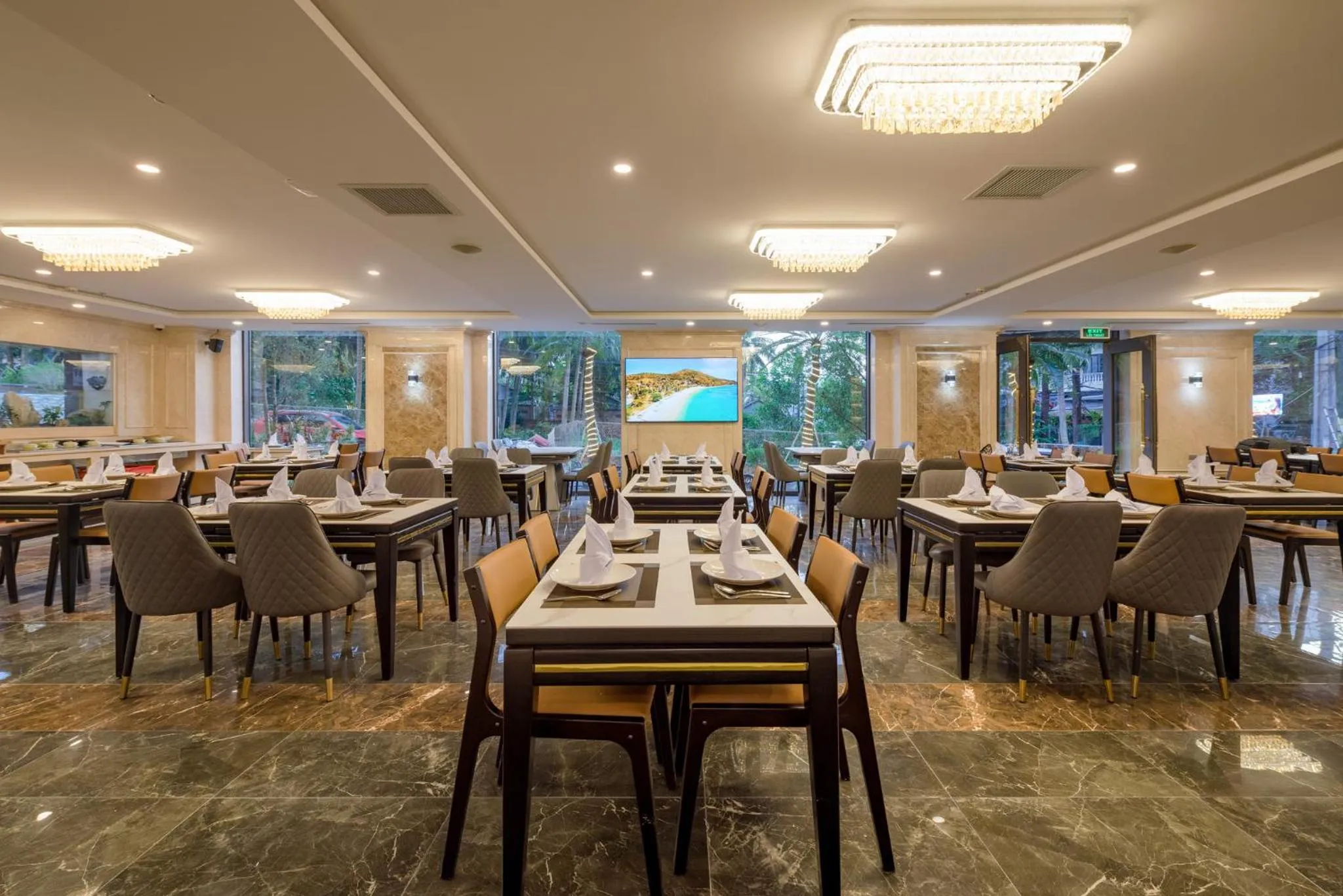 Restaurant/places to eat in Aquasun Hotel Phu Quoc