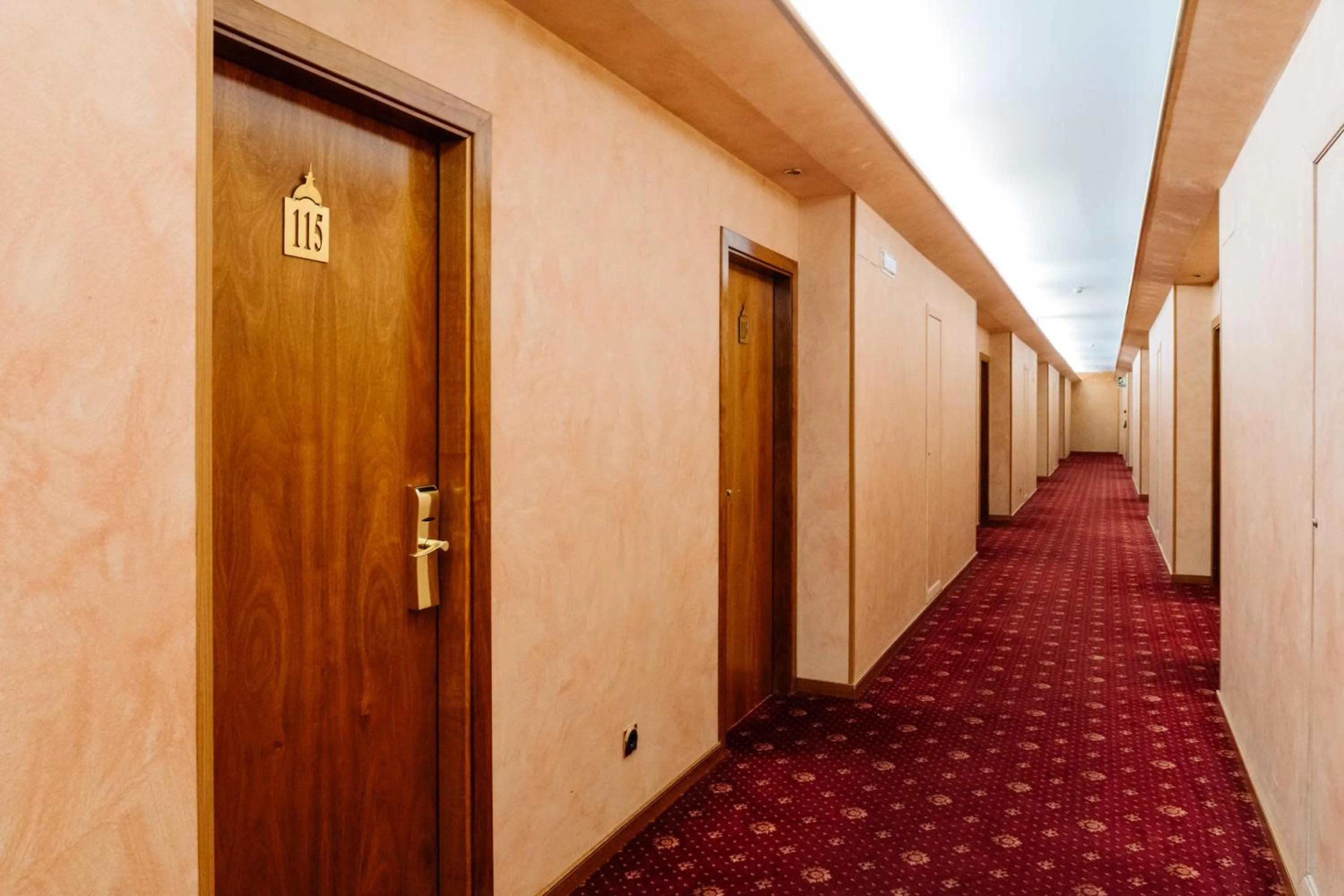 Property building in Abba Fonseca