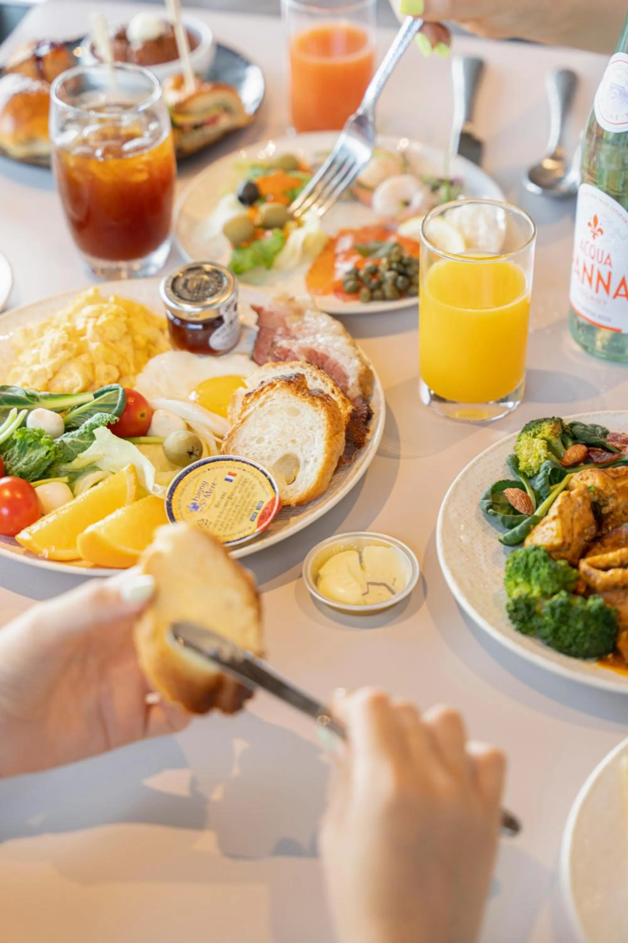 Buffet breakfast in Amber Pure Hill Hotels & Resorts Jeju