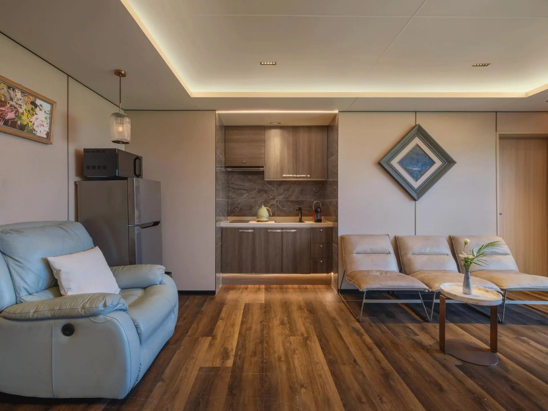 Kitchen or kitchenette in Amber Pure Hill Hotels & Resorts Jeju