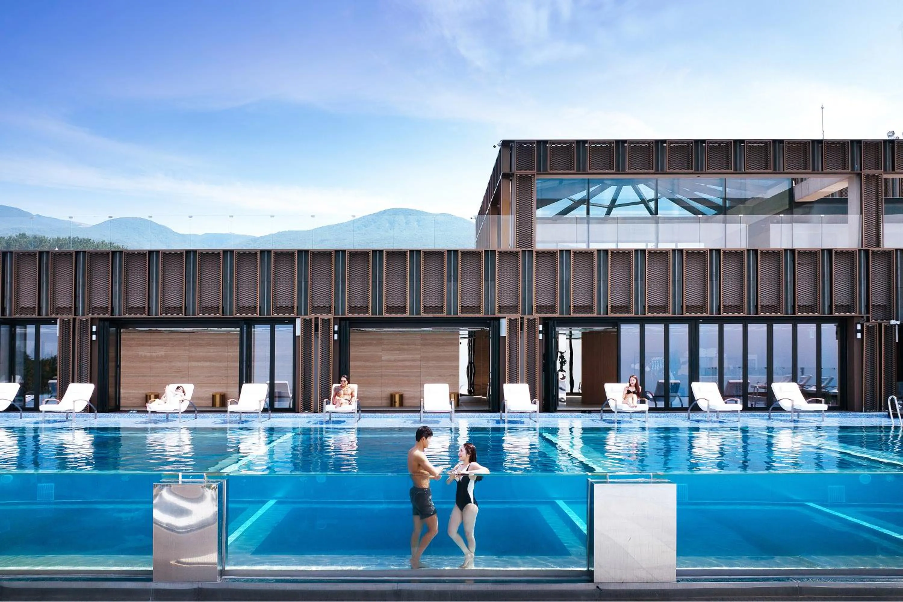 Swimming pool in Amber Pure Hill Hotels & Resorts Jeju