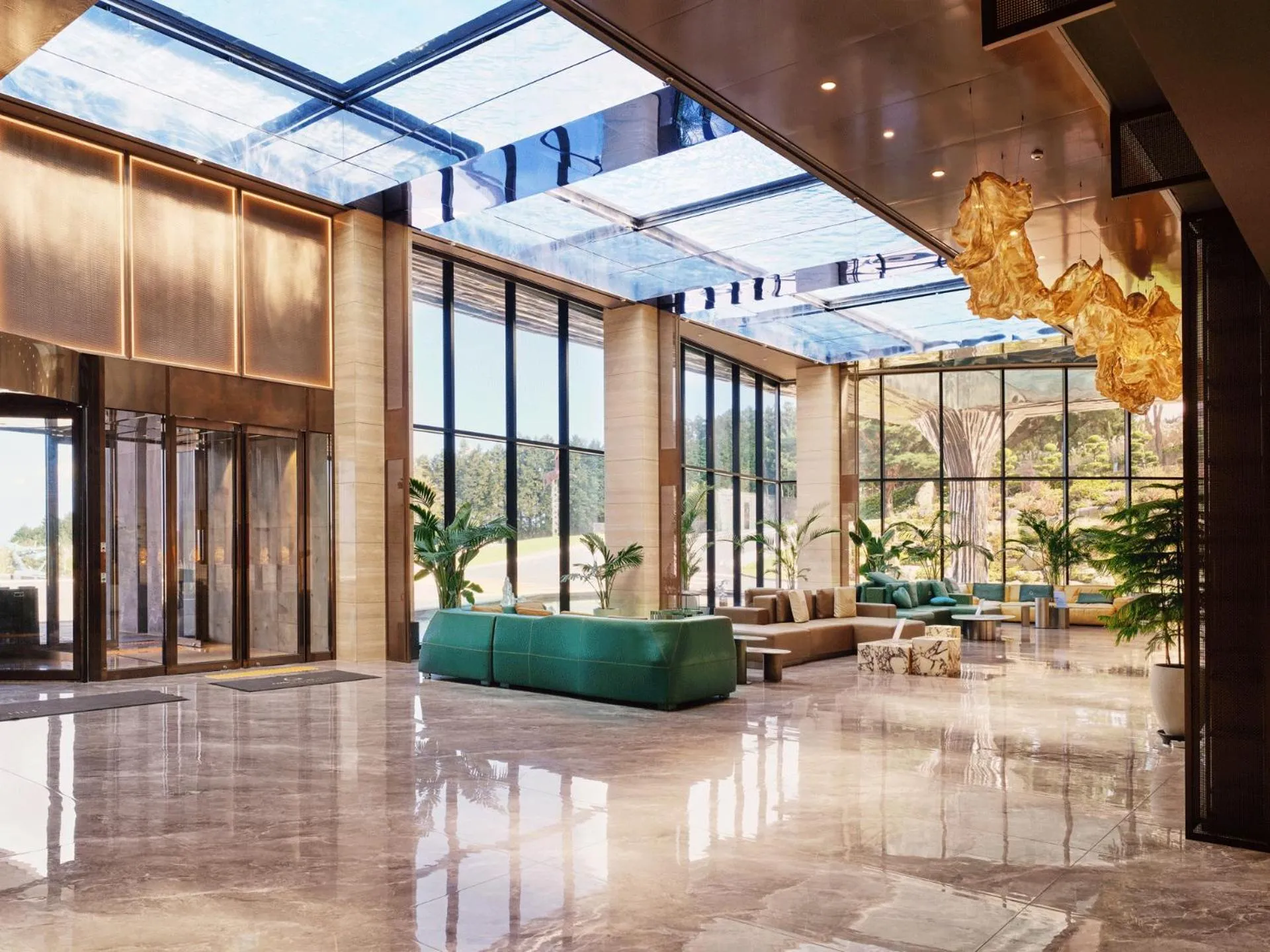 Lobby or reception in Amber Pure Hill Hotels & Resorts Jeju
