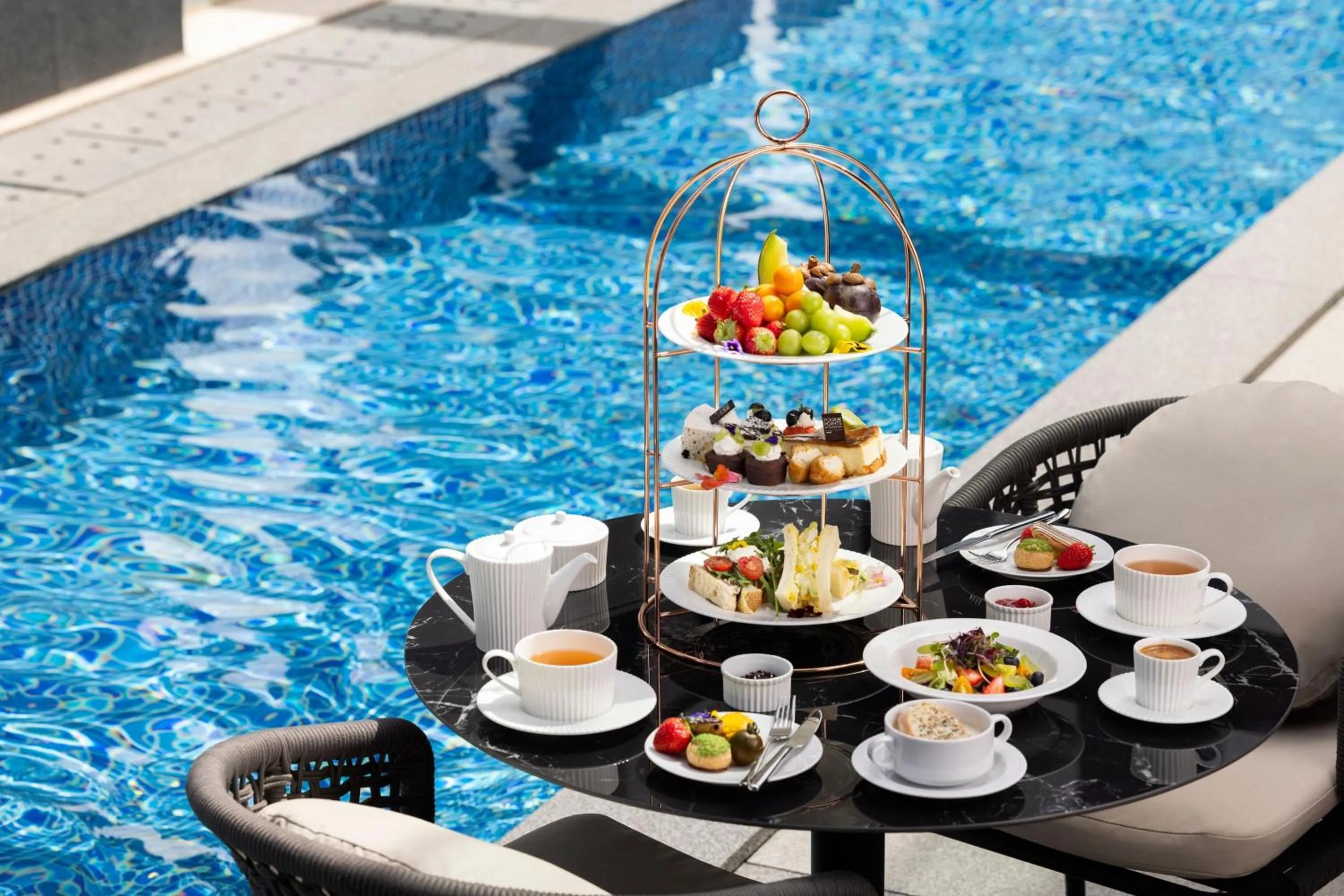 Swimming pool in Four Points by Sheraton Suwon