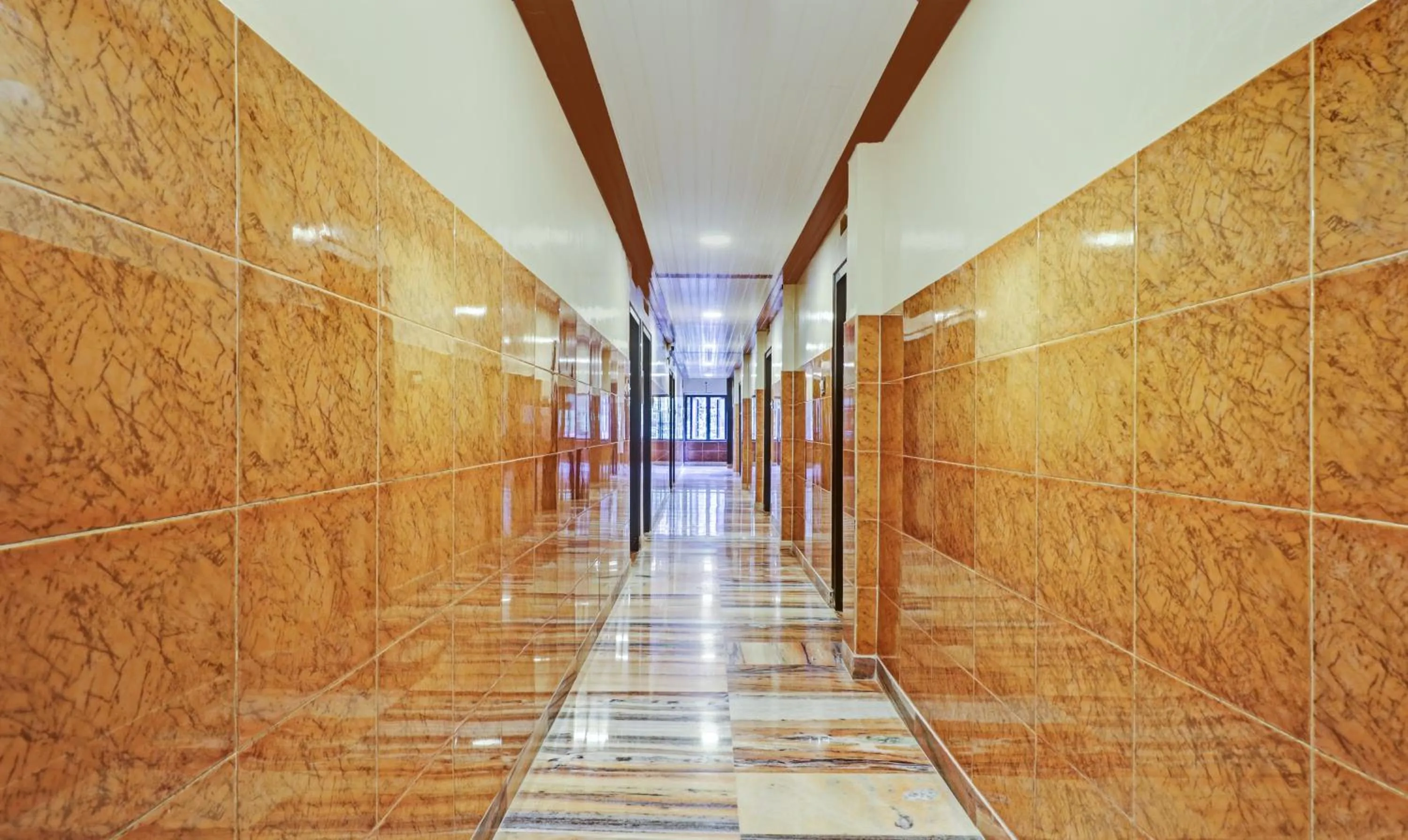 Lobby or reception in Itsy Hotels Hill Town, 500 Mtrs From Madikeri Fort