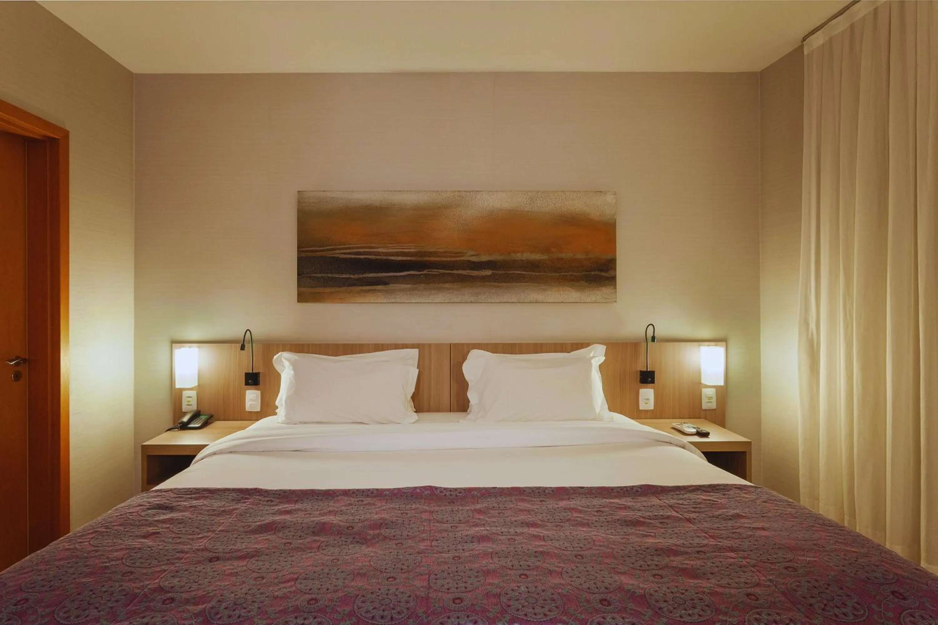 Bed in Quality Hotel Pampulha & Convention Center