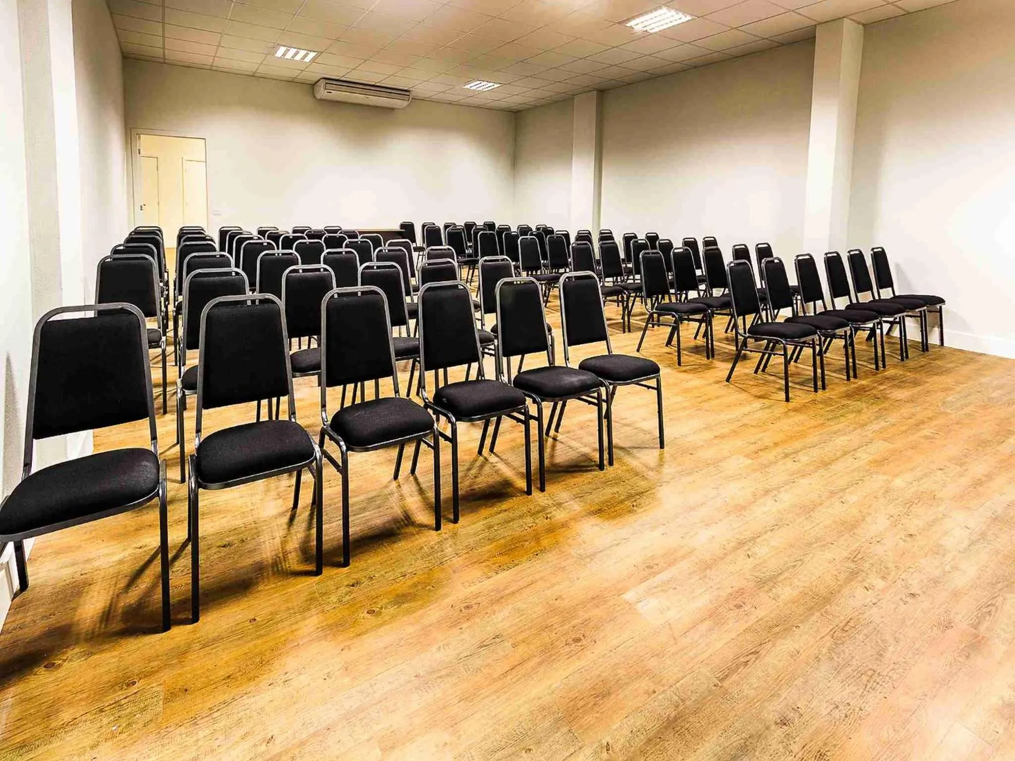 Meeting/conference room in Quality Hotel Pampulha & Convention Center