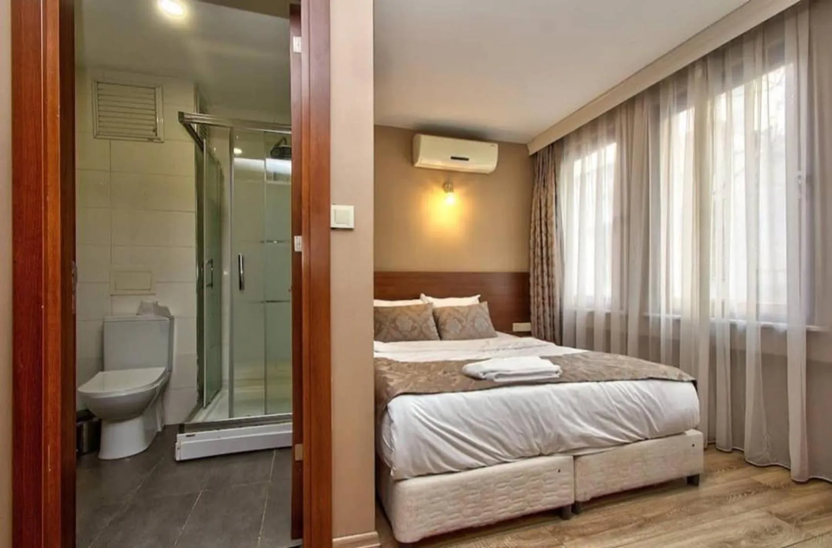 Bed in Wide Suites Taksim
