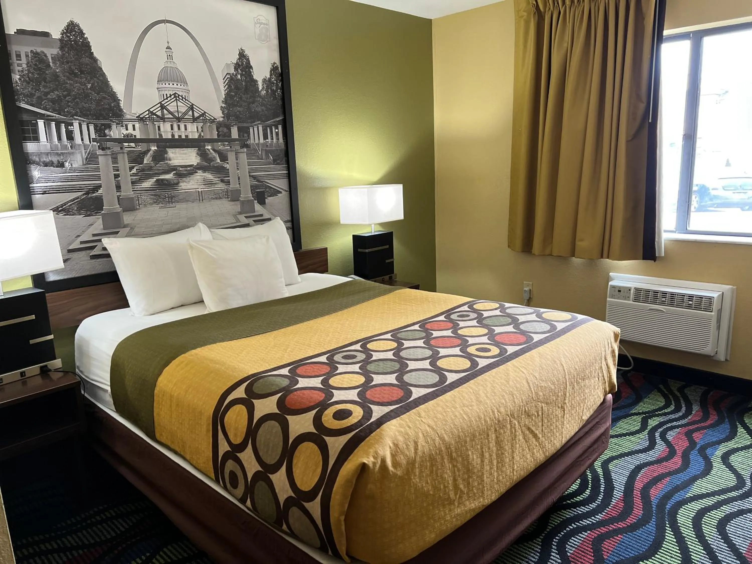 Bed in Super 8 by Wyndham Farmington