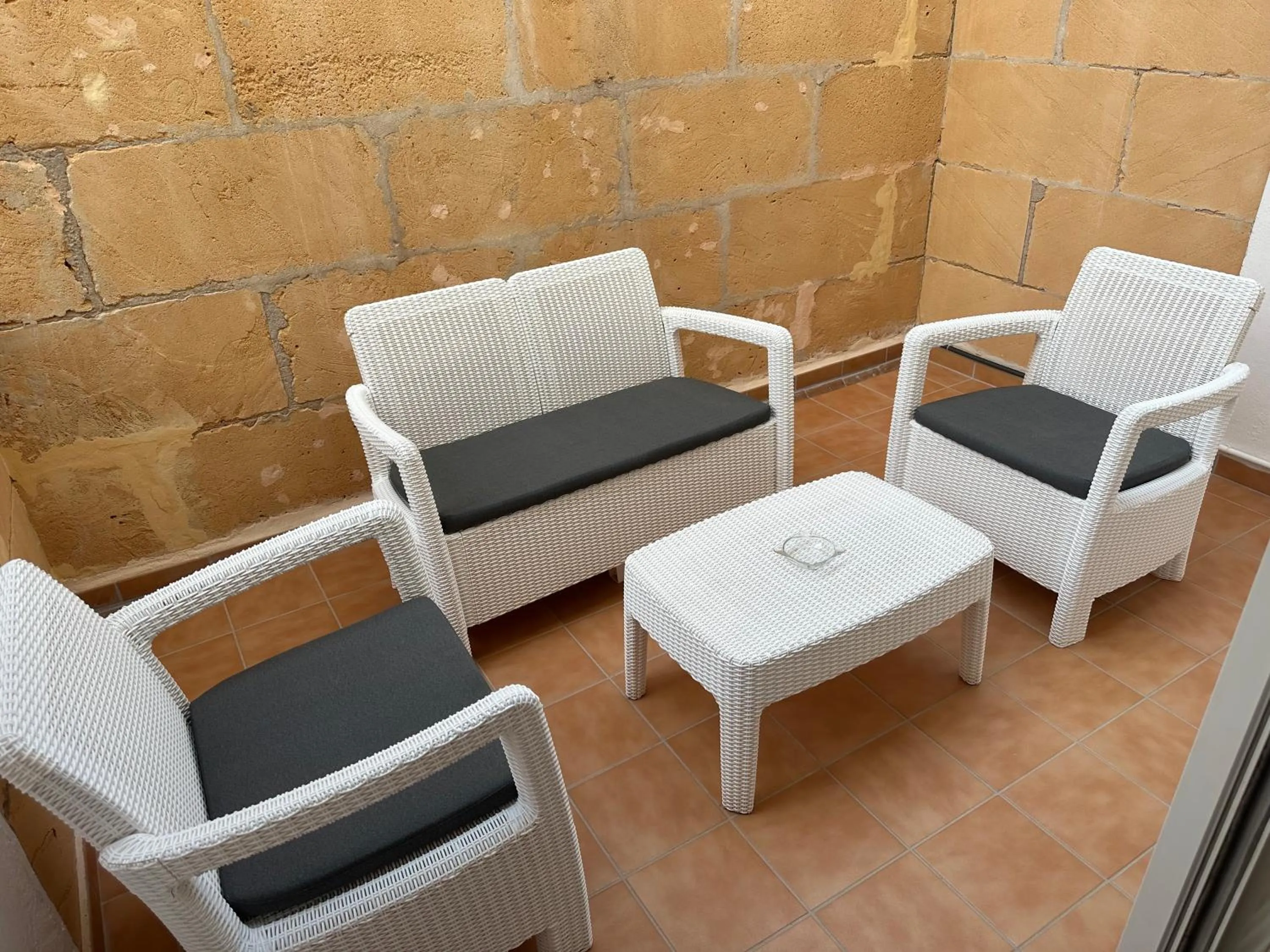 Balcony/Terrace in Hostal de la Caravel-la