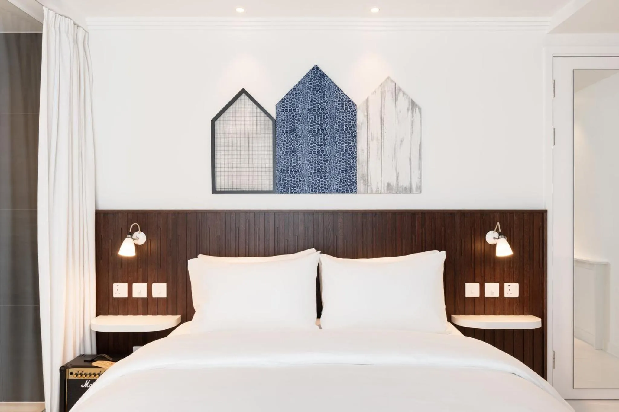 Photo of the whole room, Bed in Ruby Zoe Hotel London