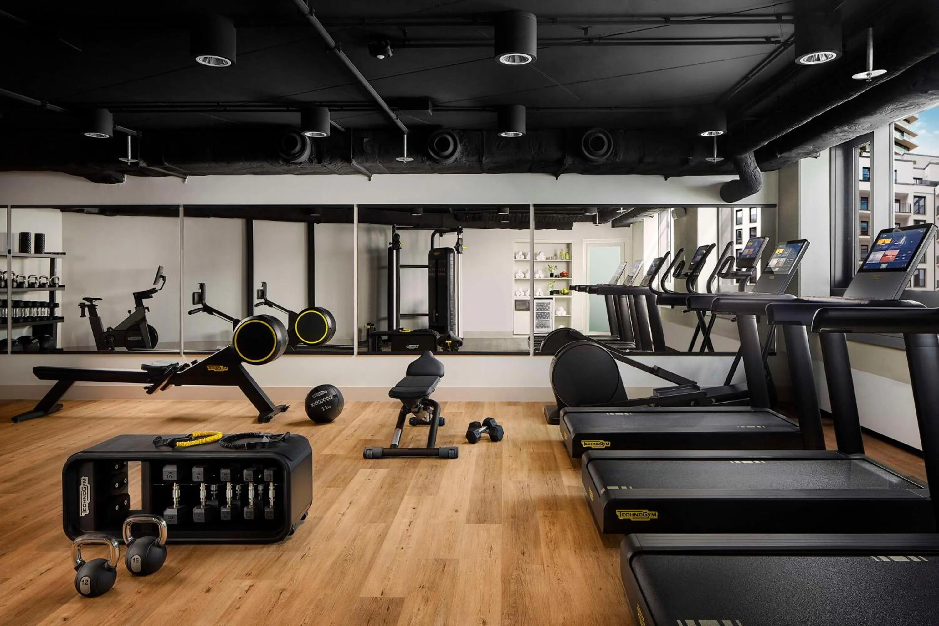 Fitness centre/facilities in NH Collection Frankfurt Spin Tower