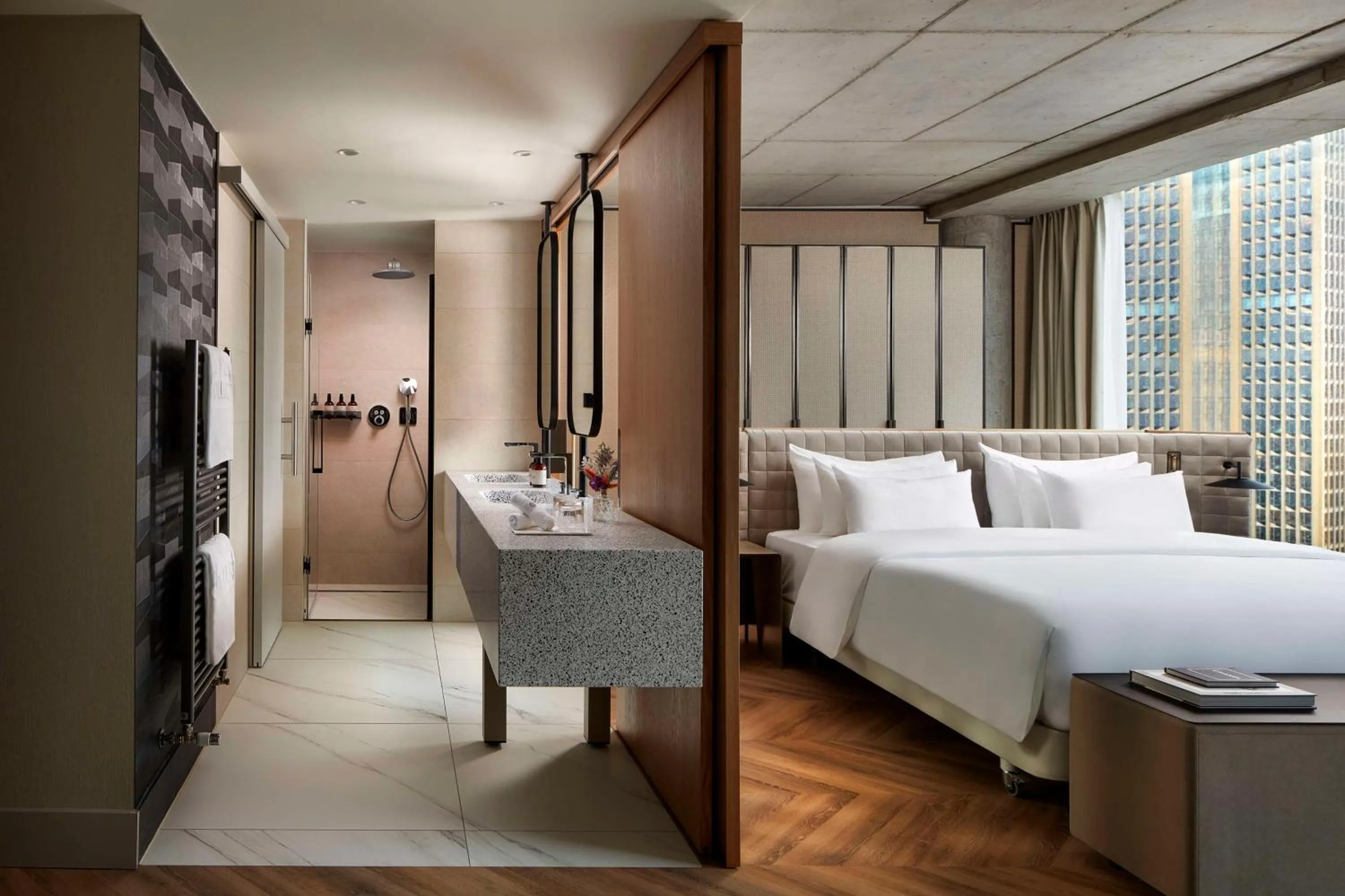 Bedroom, Bed in NH Collection Frankfurt Spin Tower