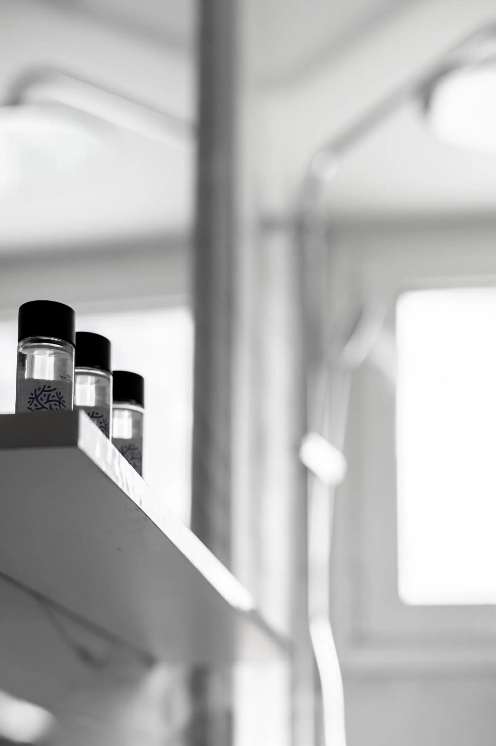 Bathroom in Blue Riviera villas & suites - Alimos 2