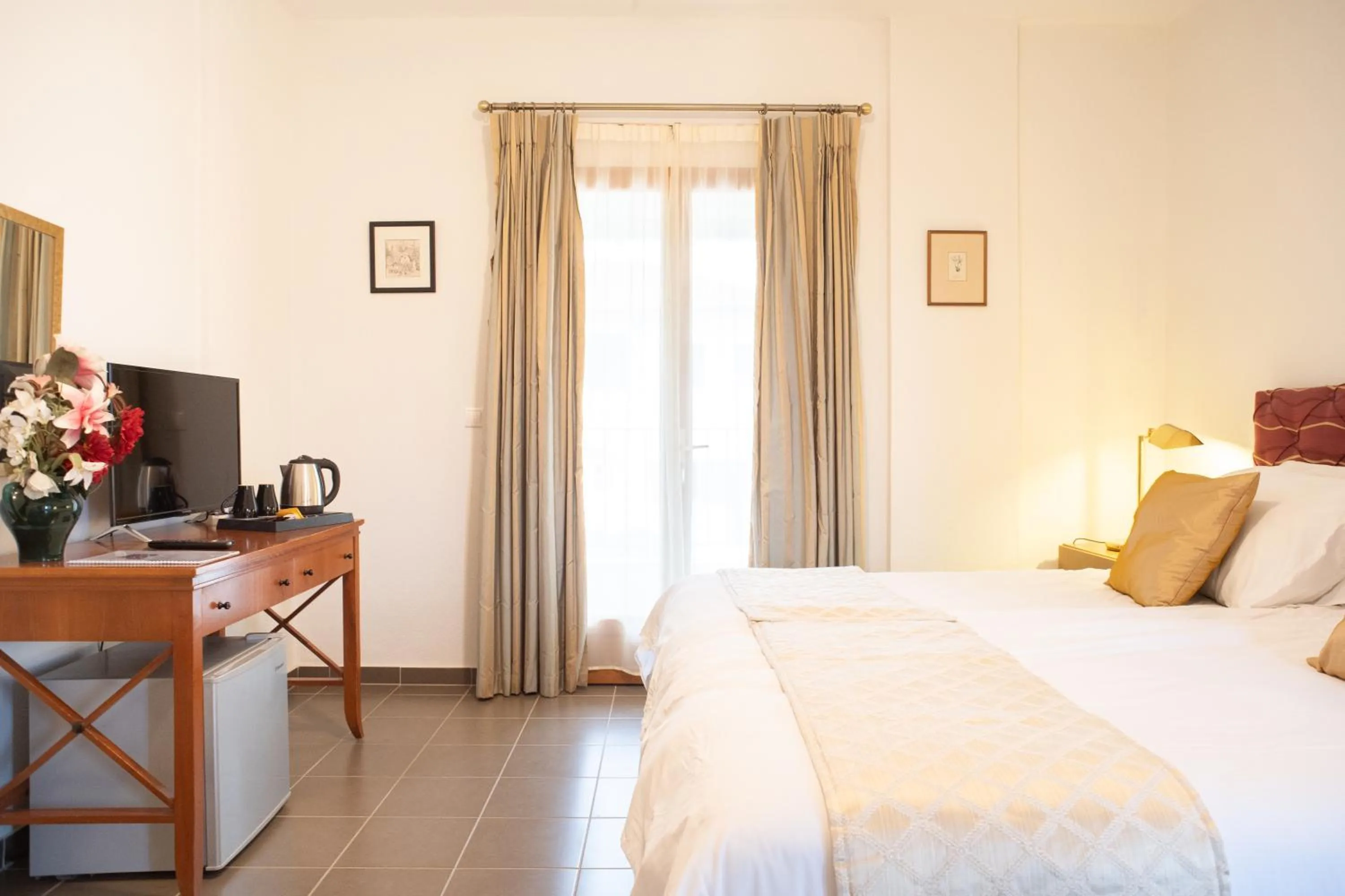 Bed in Lagou Raxi Country Hotel