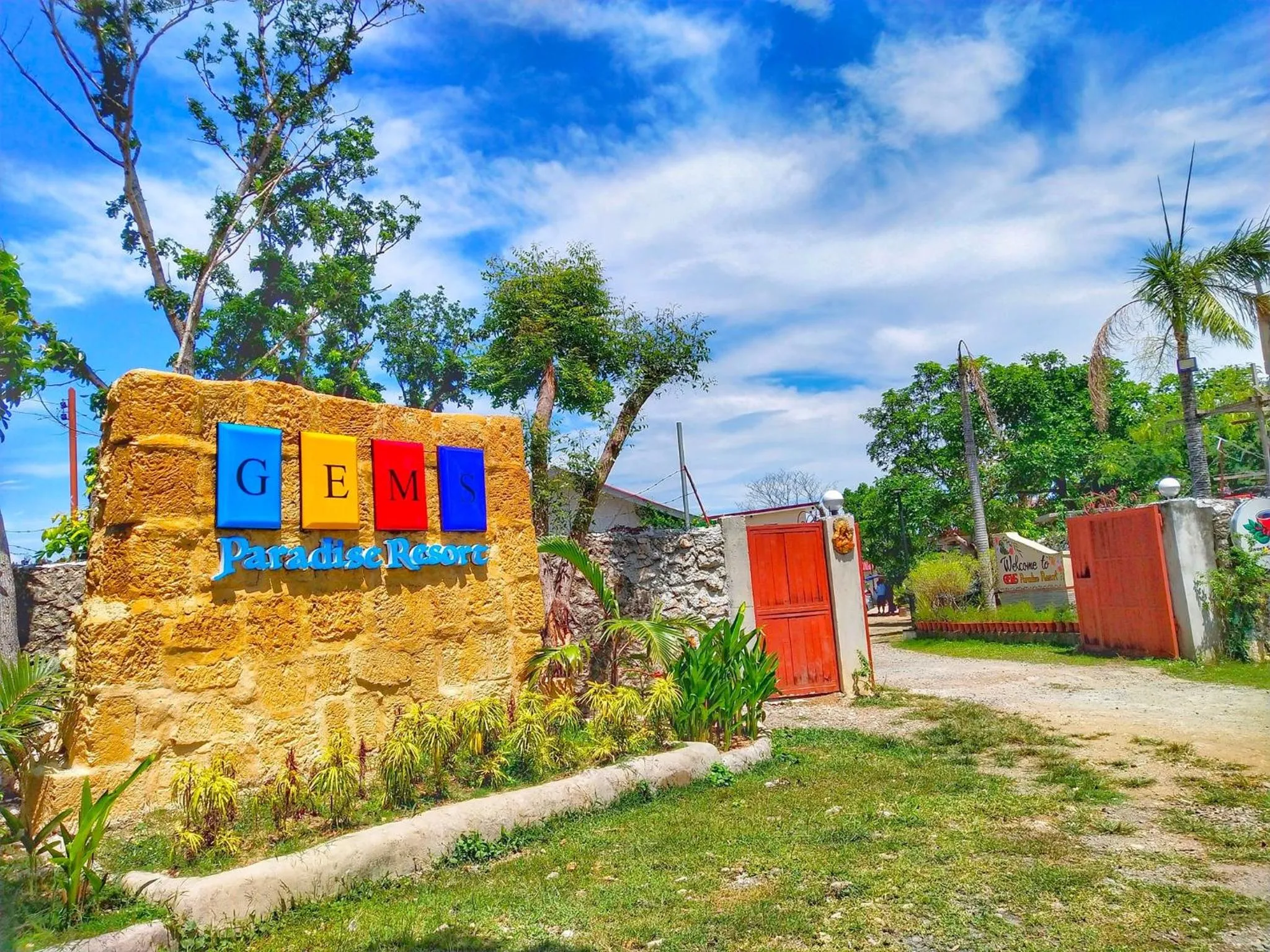 Gem's Paradise Resort