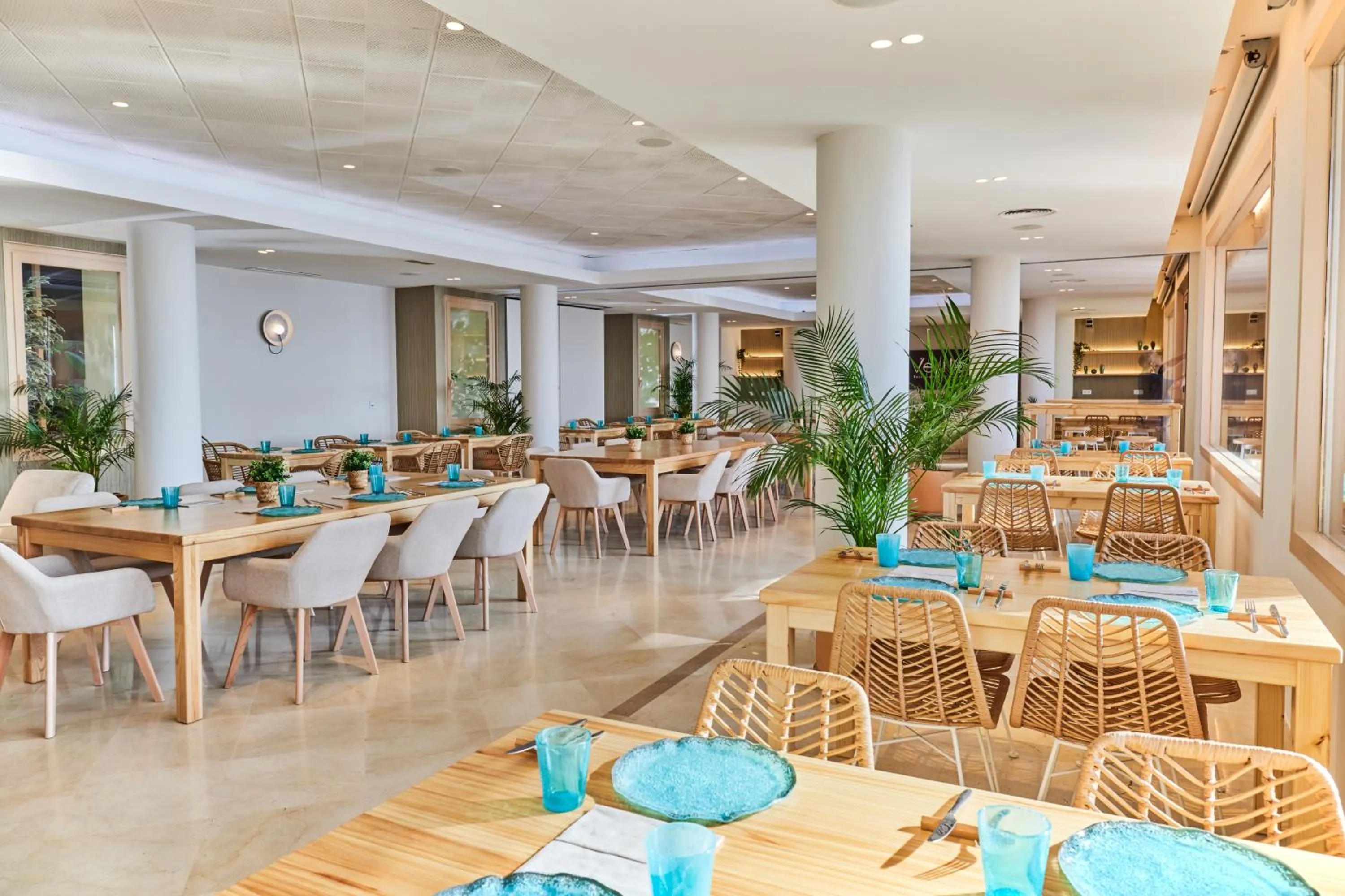 Lounge or bar in Sunway Playa Golf & Spa Sitges