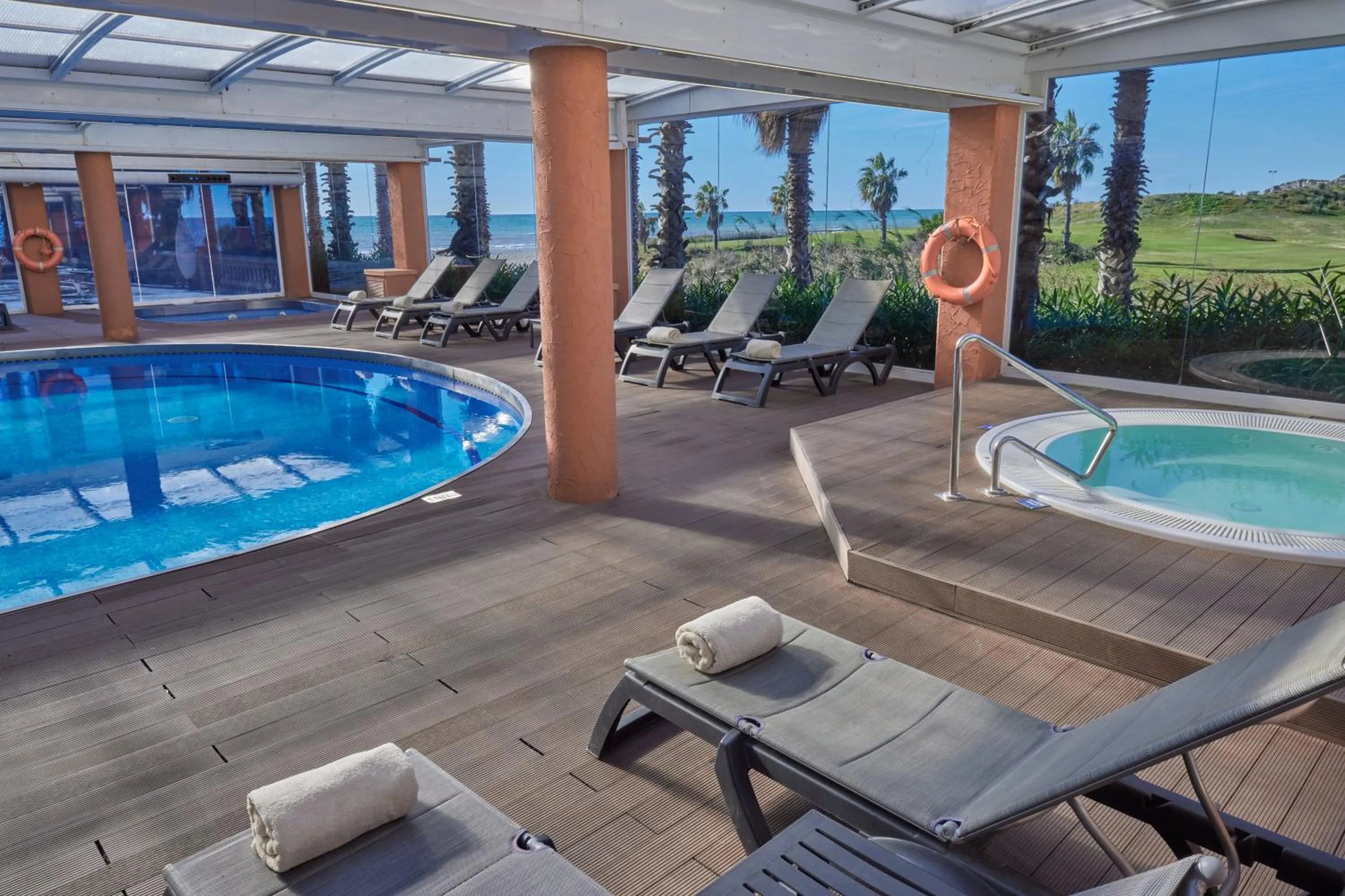 Swimming pool in Sunway Playa Golf & Spa Sitges