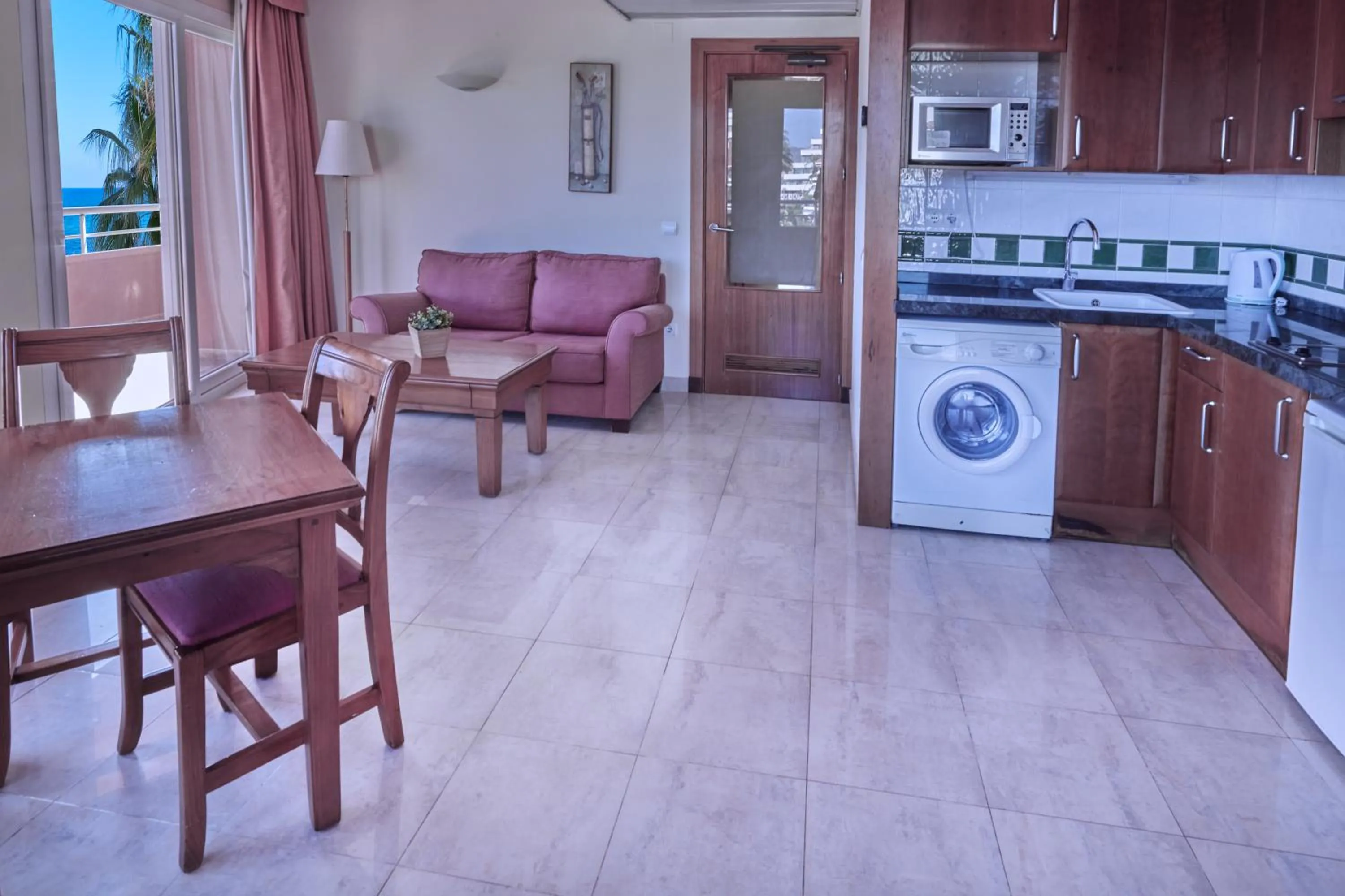 Living room in Sunway Playa Golf & Spa Sitges