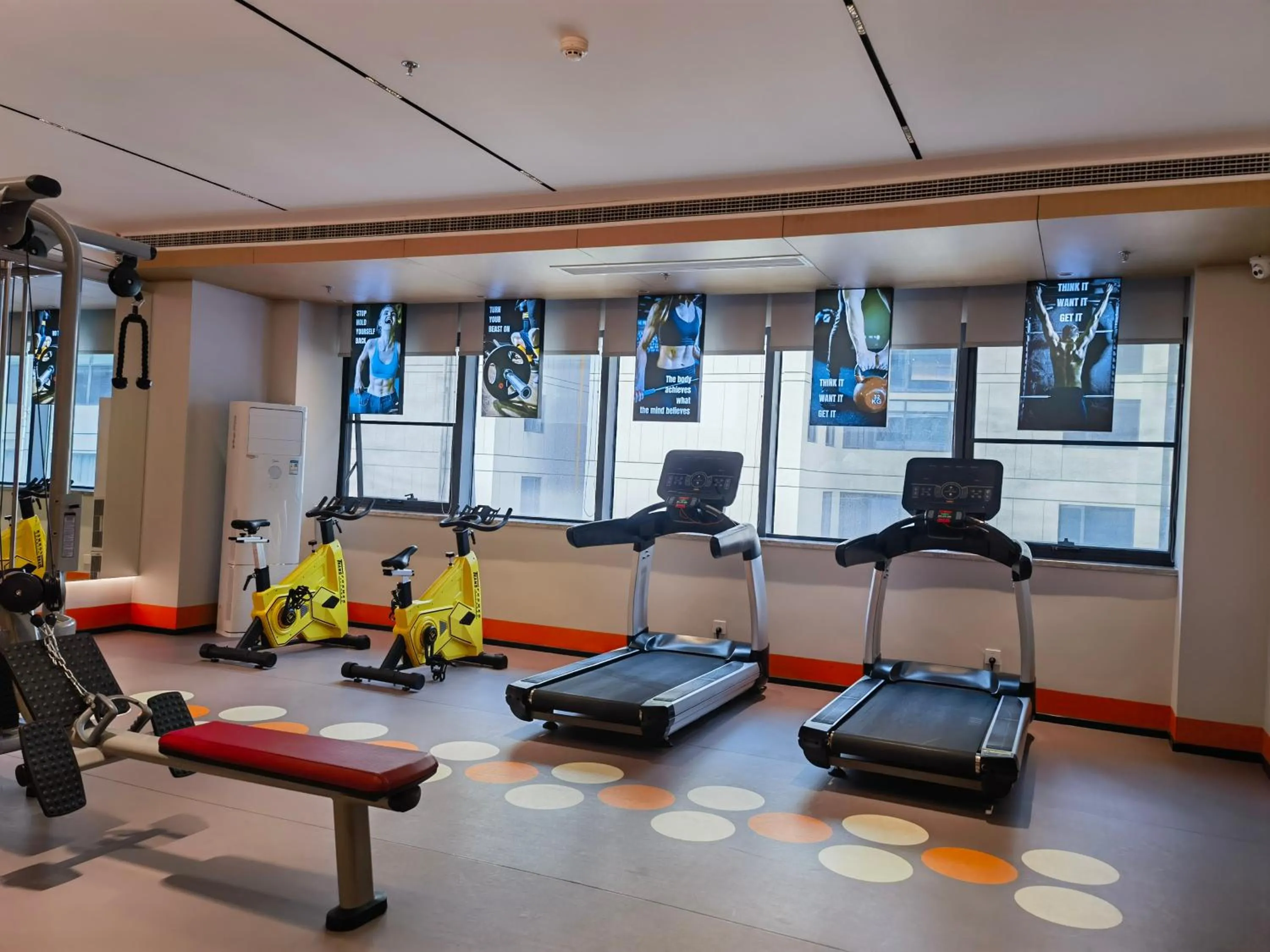 Fitness centre/facilities in Holiday Inn Express Chengdu Pidu by IHG