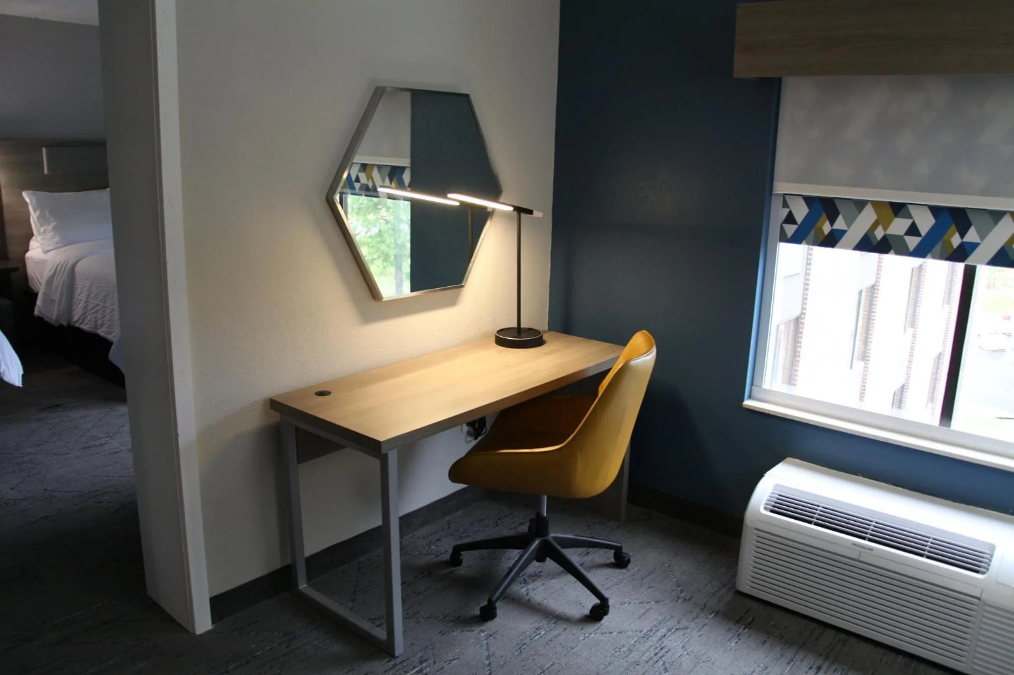 Photo of the whole room, Bed in Holiday Inn Express - Rocky Mount - Sports Center by IHG