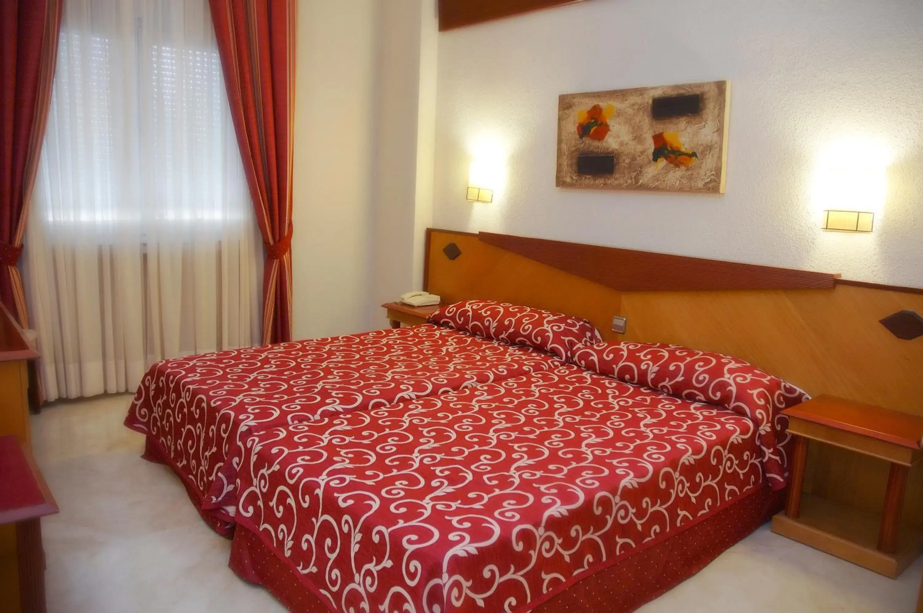 Deluxe Double or Twin Room in Hotel Del Val Deluxe Double or Twin Room in Hotel Del Val