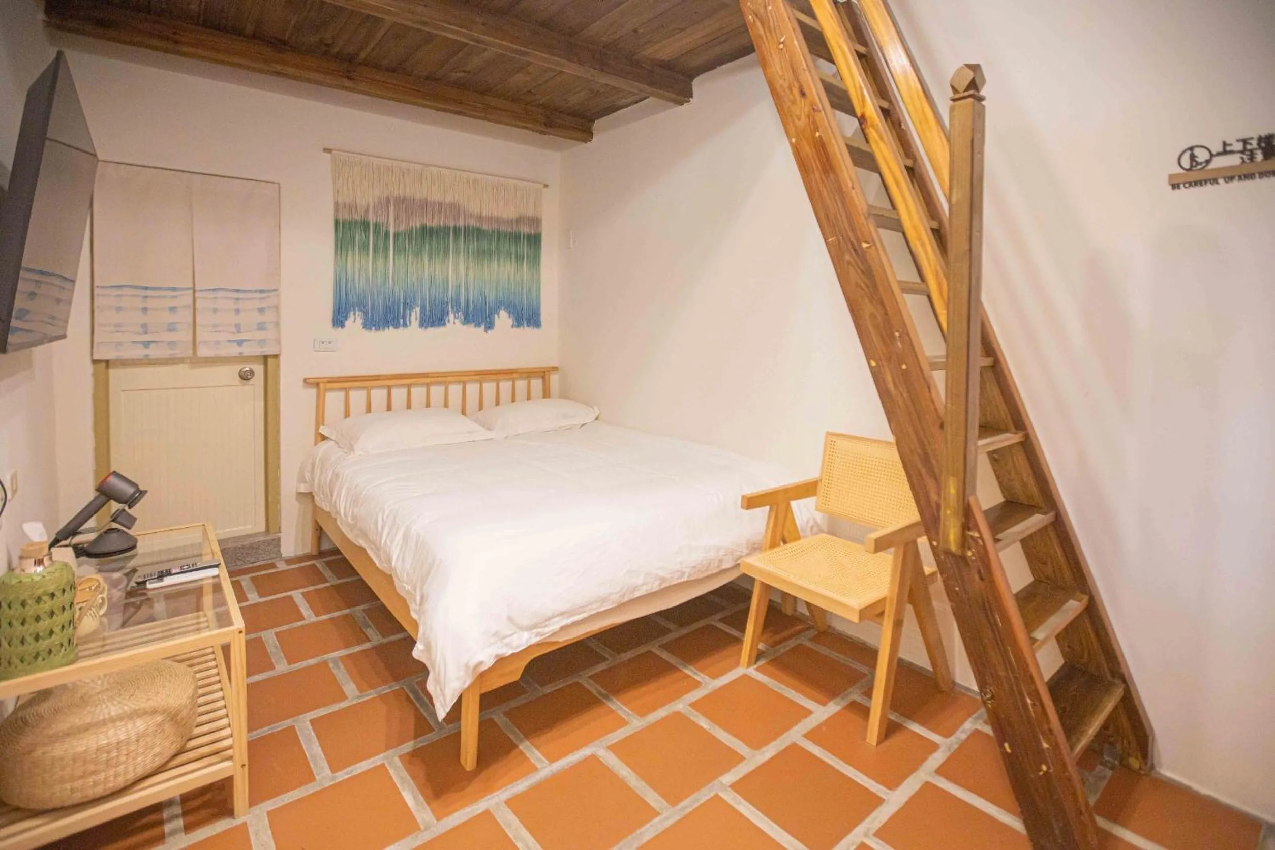 Bed in Zhu Shan Xian Ting