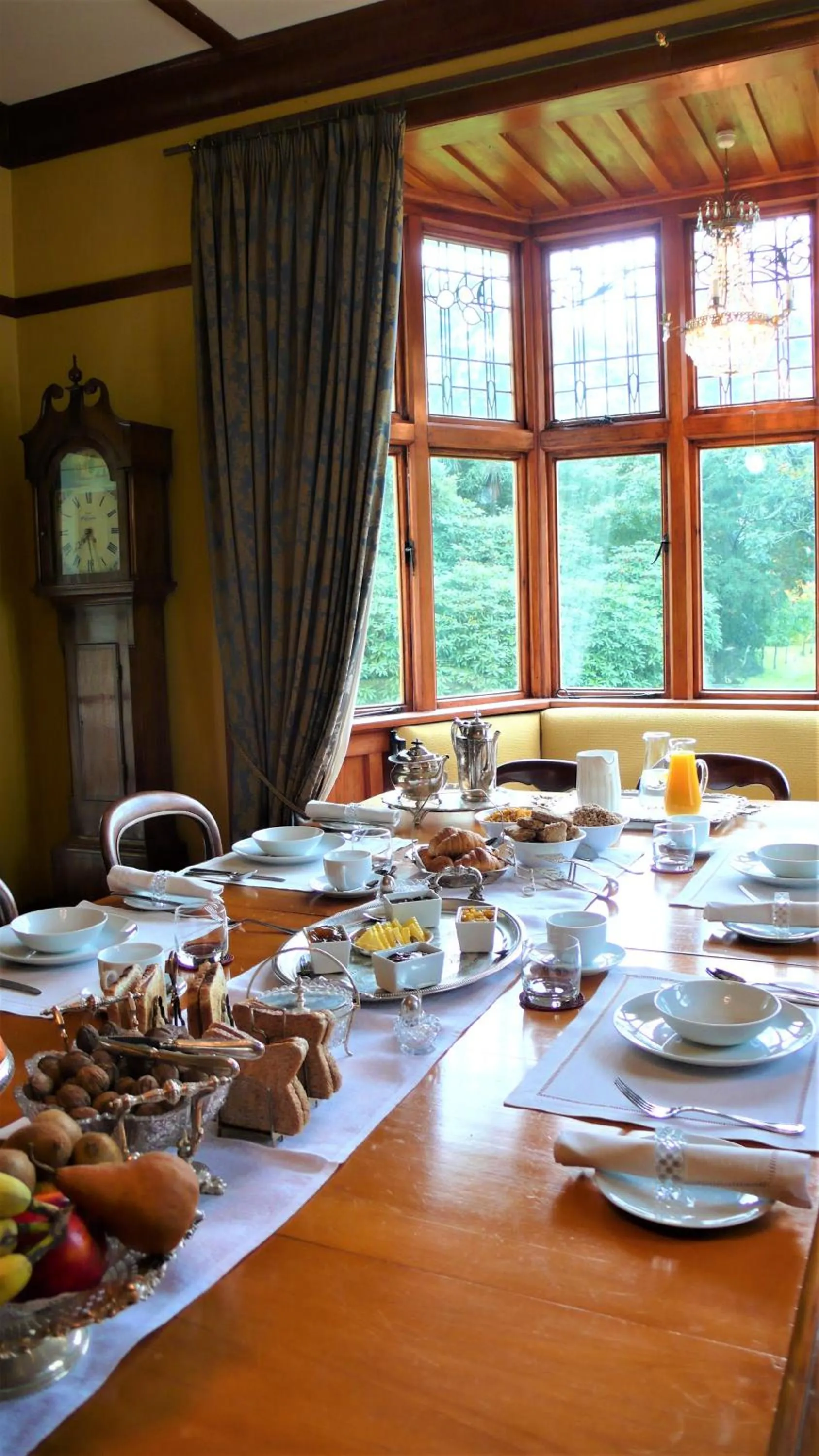 Breakfast in Gunyah Country Estate