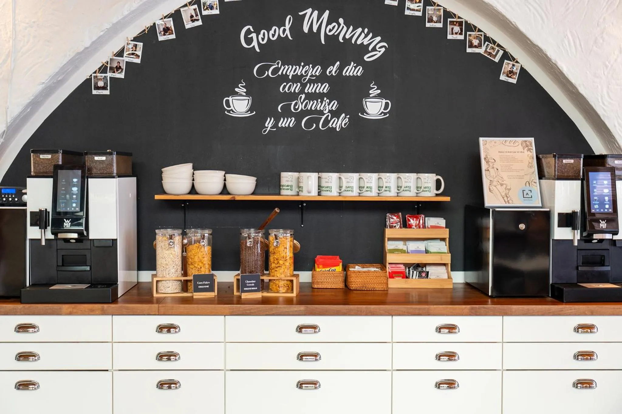 Breakfast in Mesón Castilla Atiram Hotels