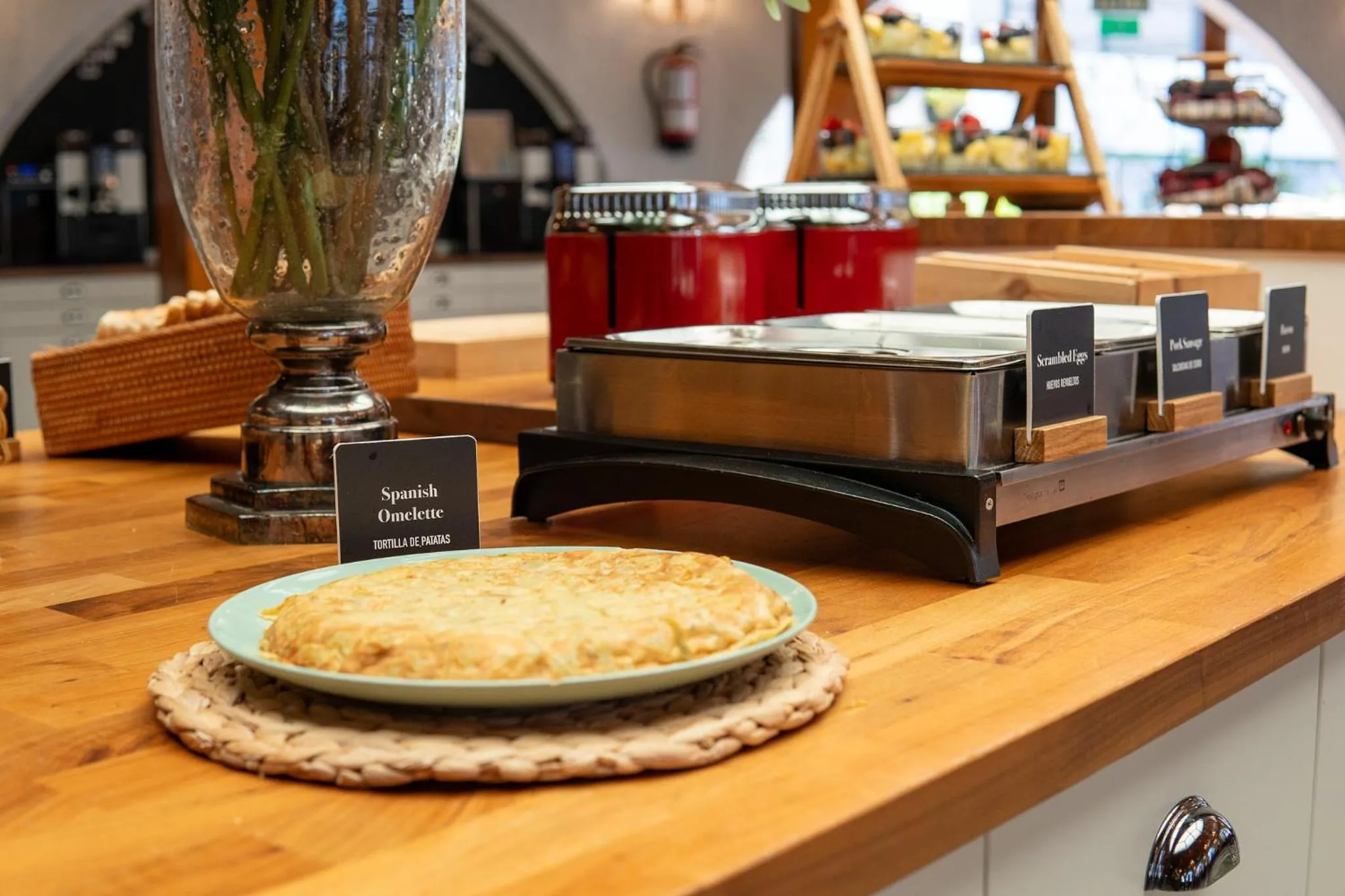 Breakfast in Mesón Castilla Atiram Hotels