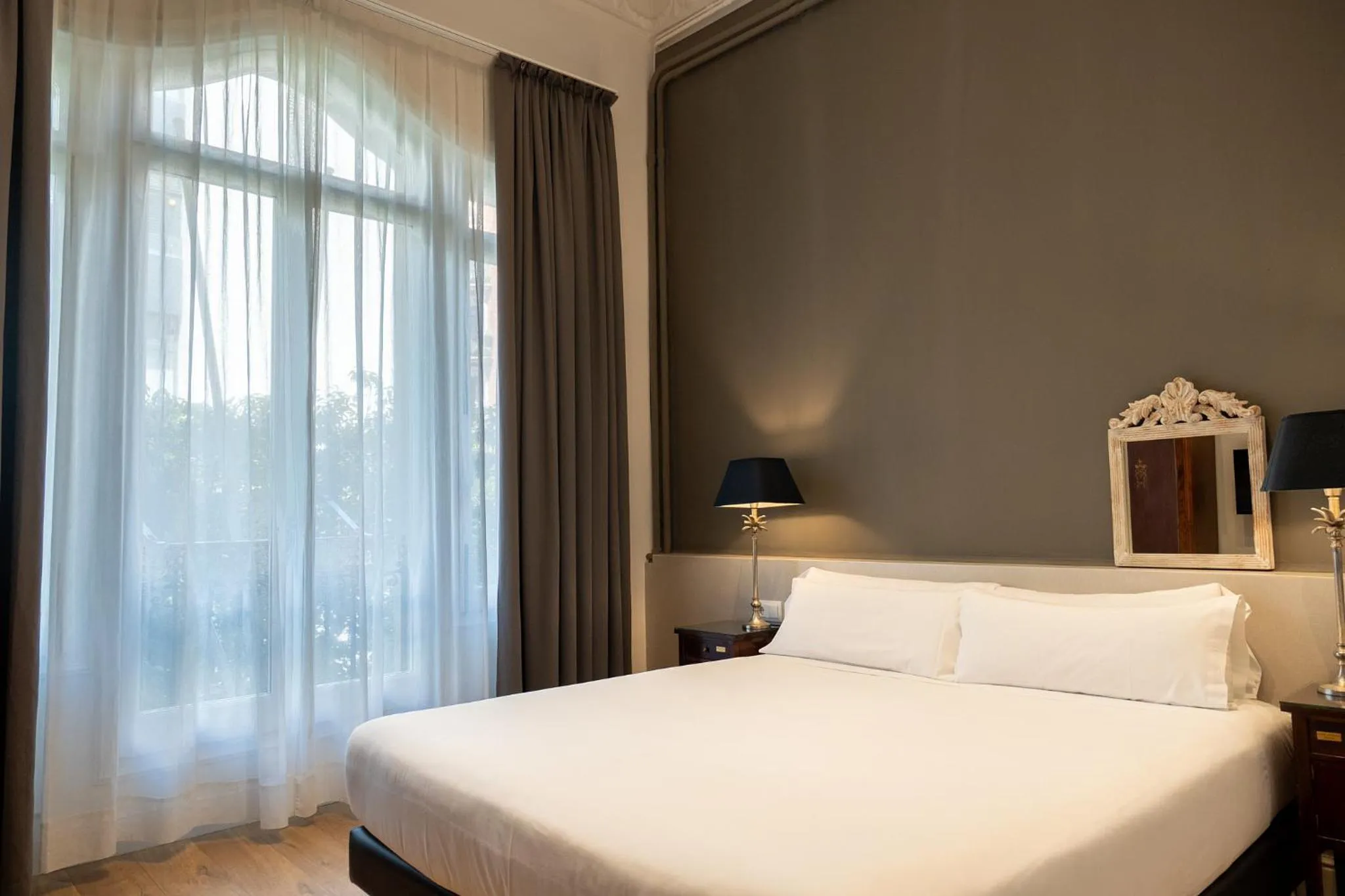 Photo of the whole room, Bed in Mesón Castilla Atiram Hotels