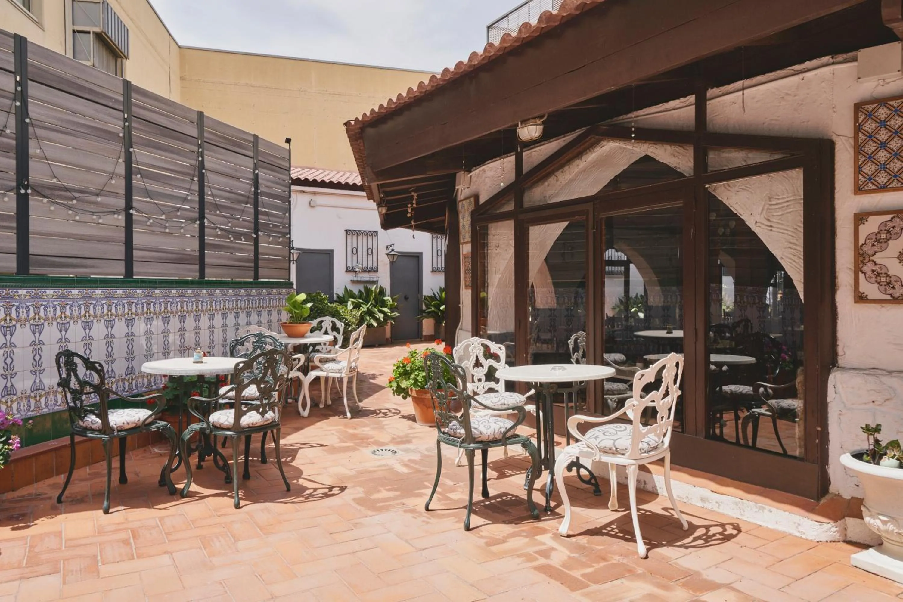 Breakfast in Mesón Castilla Atiram Hotels