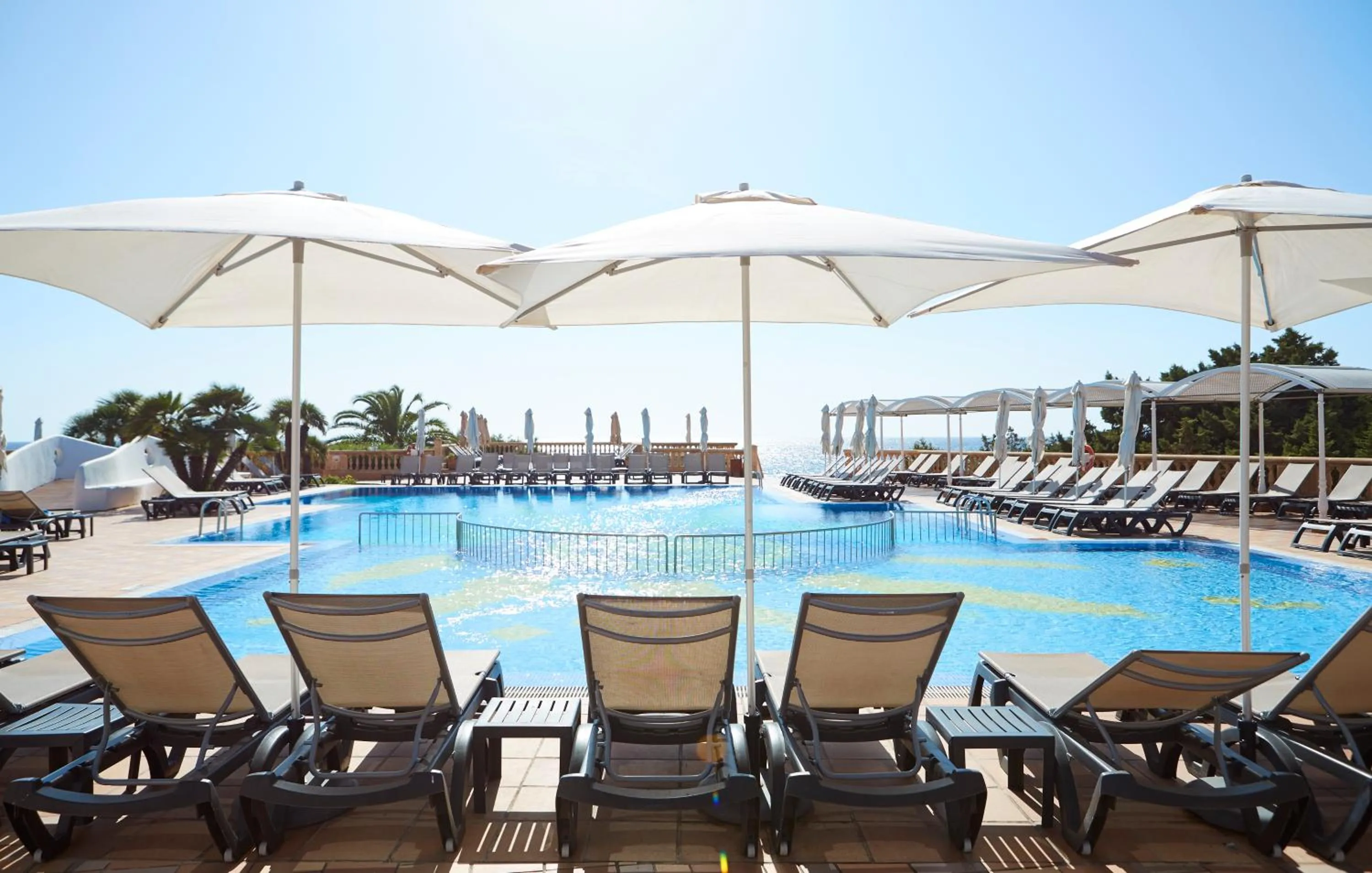 Day in Insotel Hotel Formentera Playa