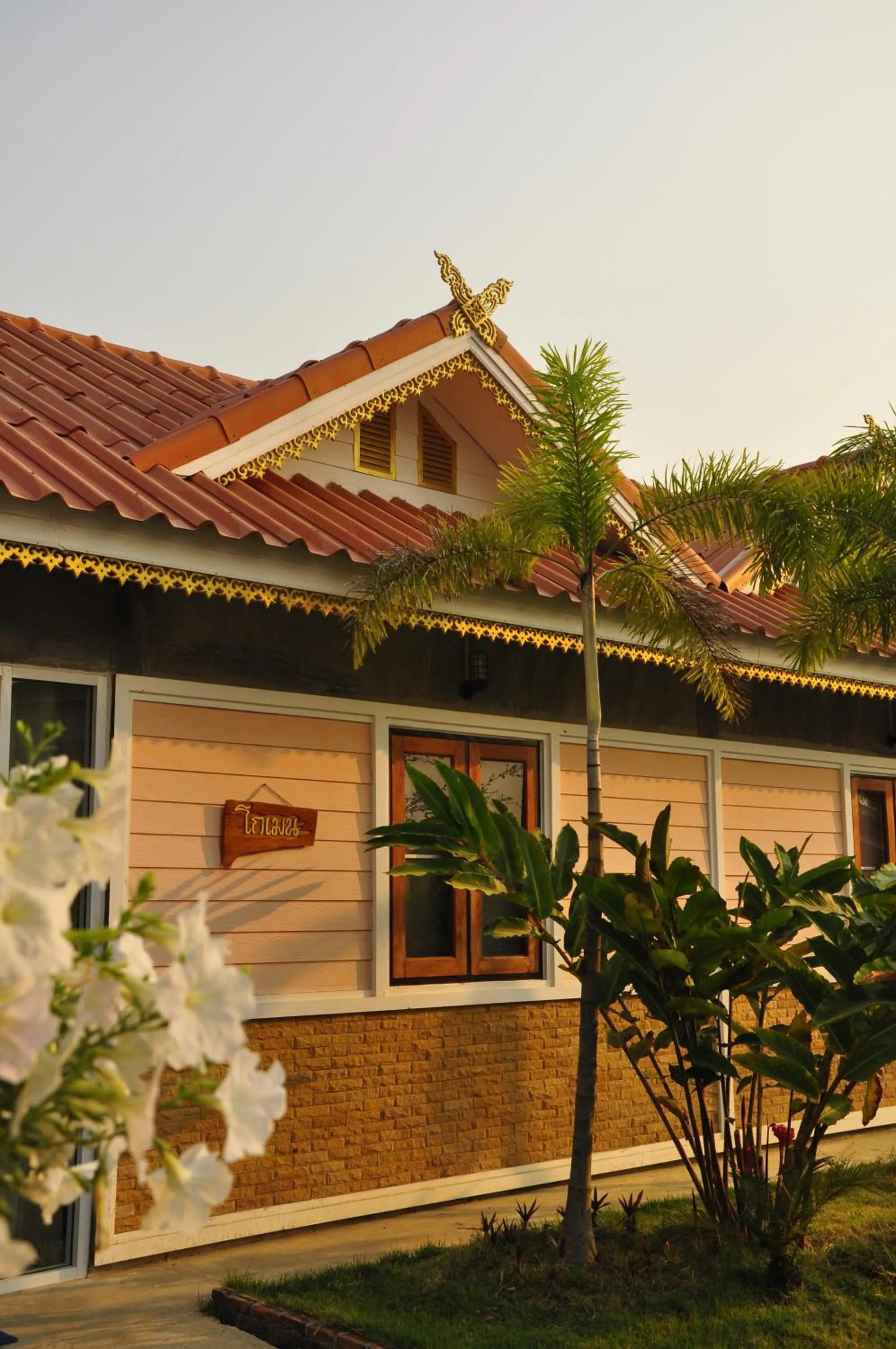 Facade/entrance in Chiang Rai Khuakrae Resort