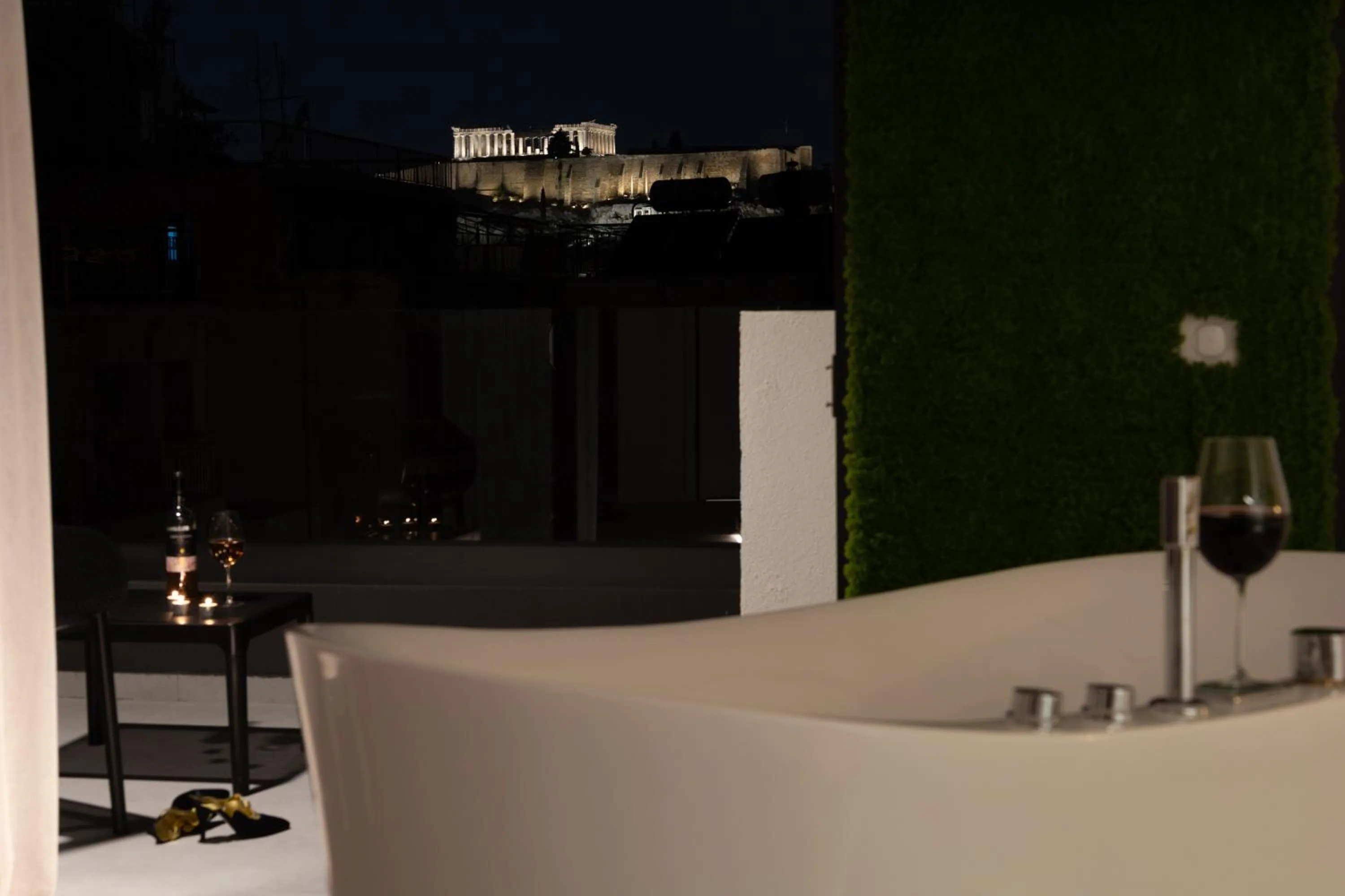 Landmark view in Incanto Boutique Suites - Mets