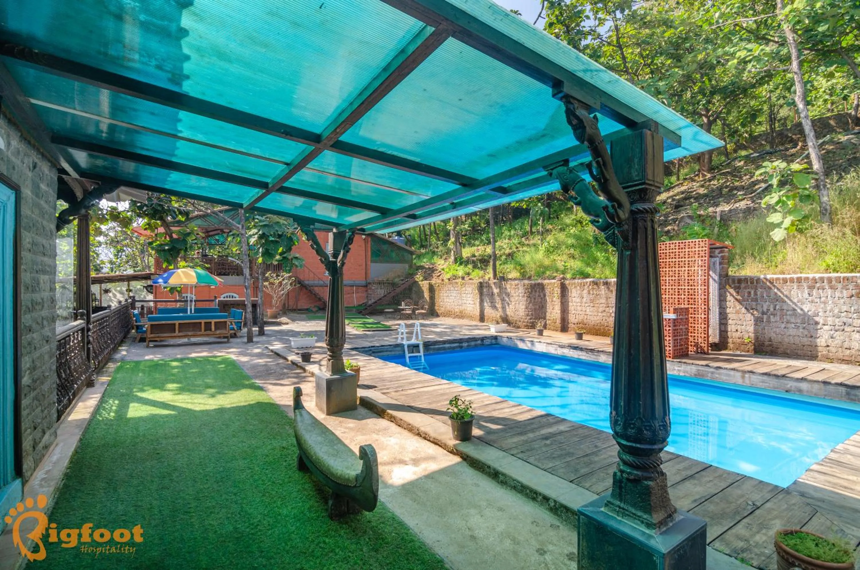 Swimming pool in Ekayana Resorts and Agri Tourism, Mulshi