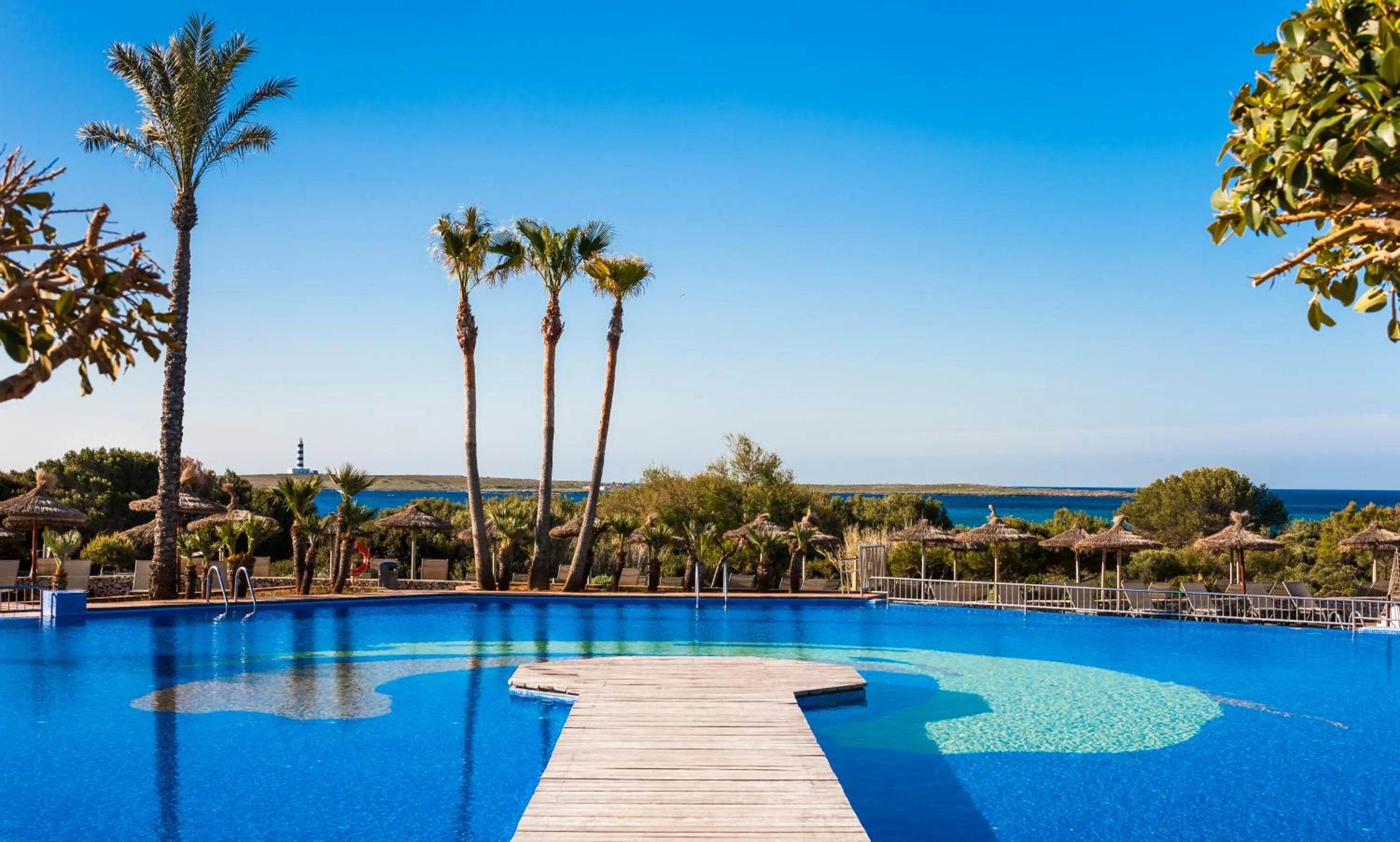 Swimming pool in Insotel Punta Prima Resort