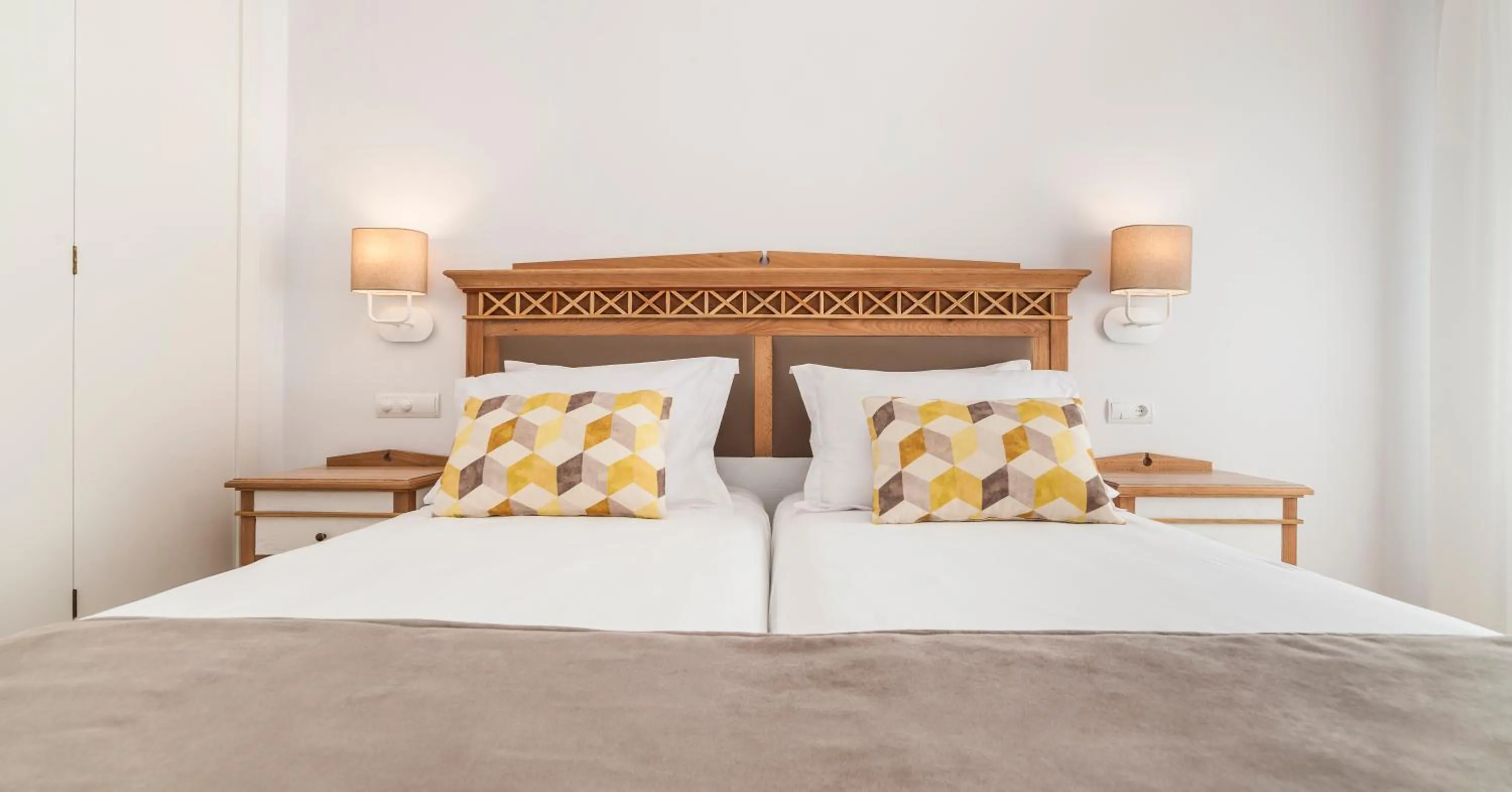 Photo of the whole room, Bed in Insotel Punta Prima Resort