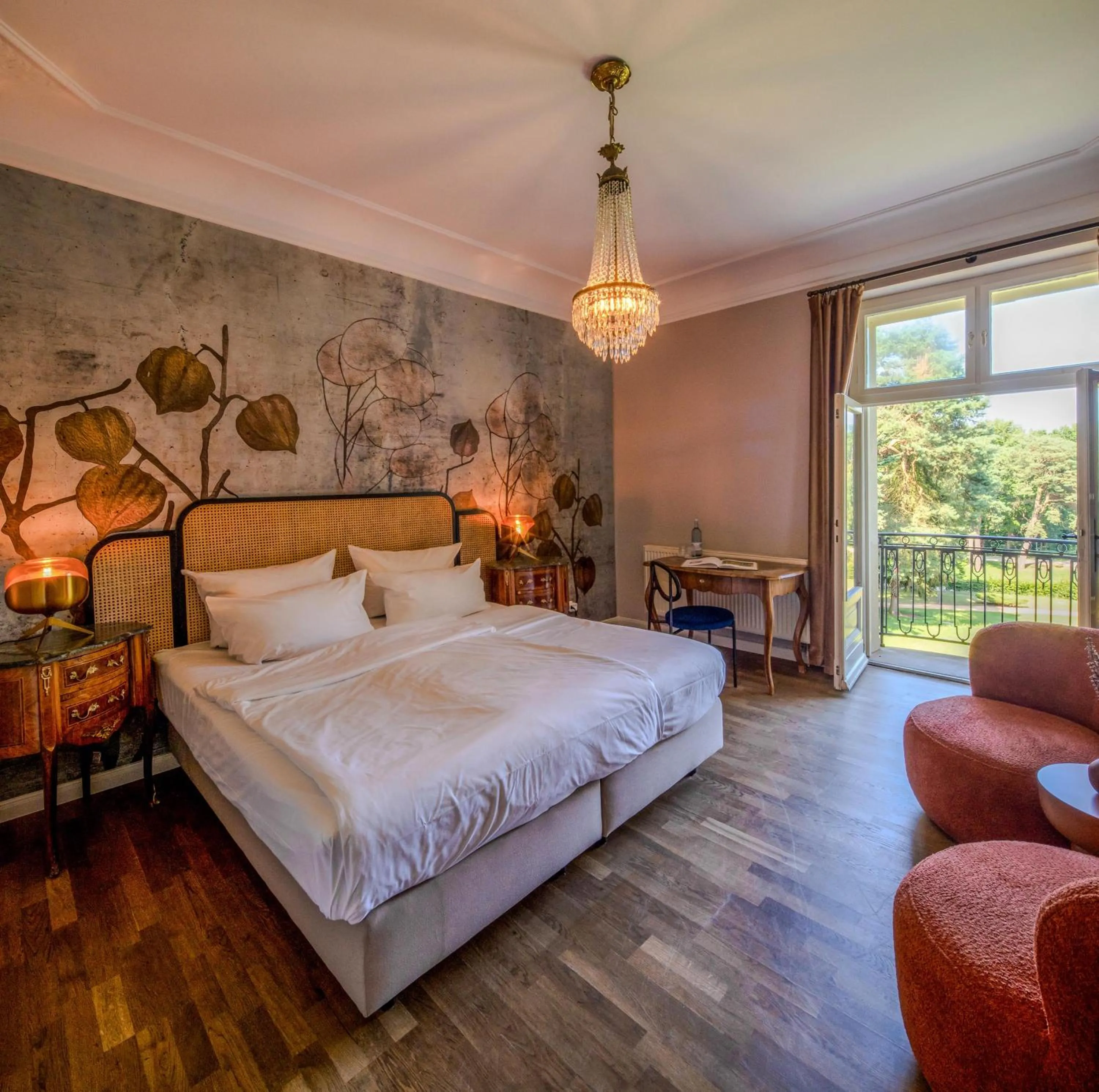 Seating area, Bed in Villa Bleichröder