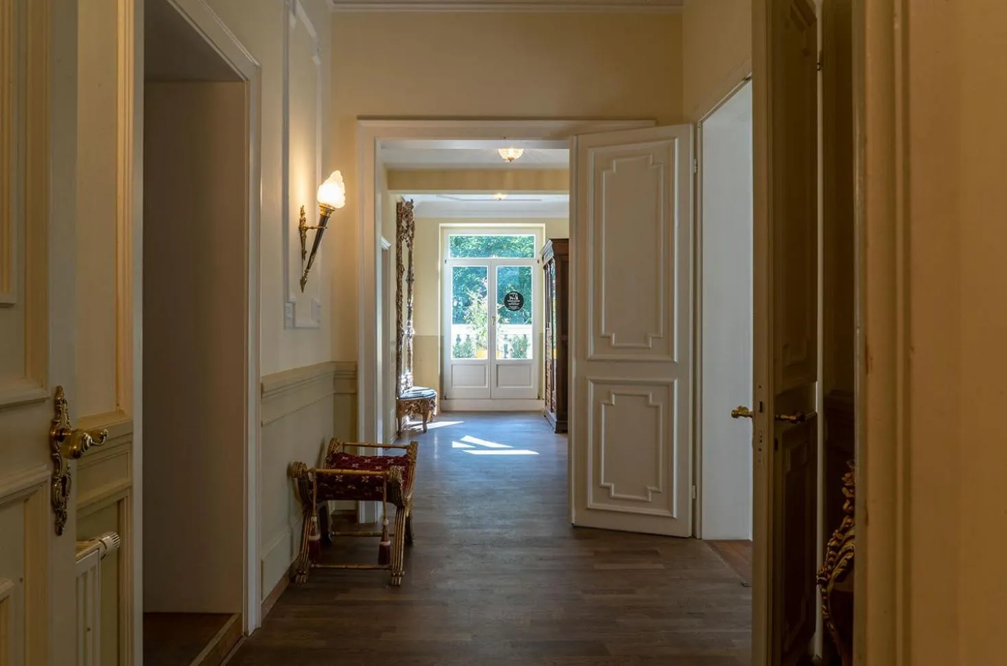 Property building in Villa Bleichröder