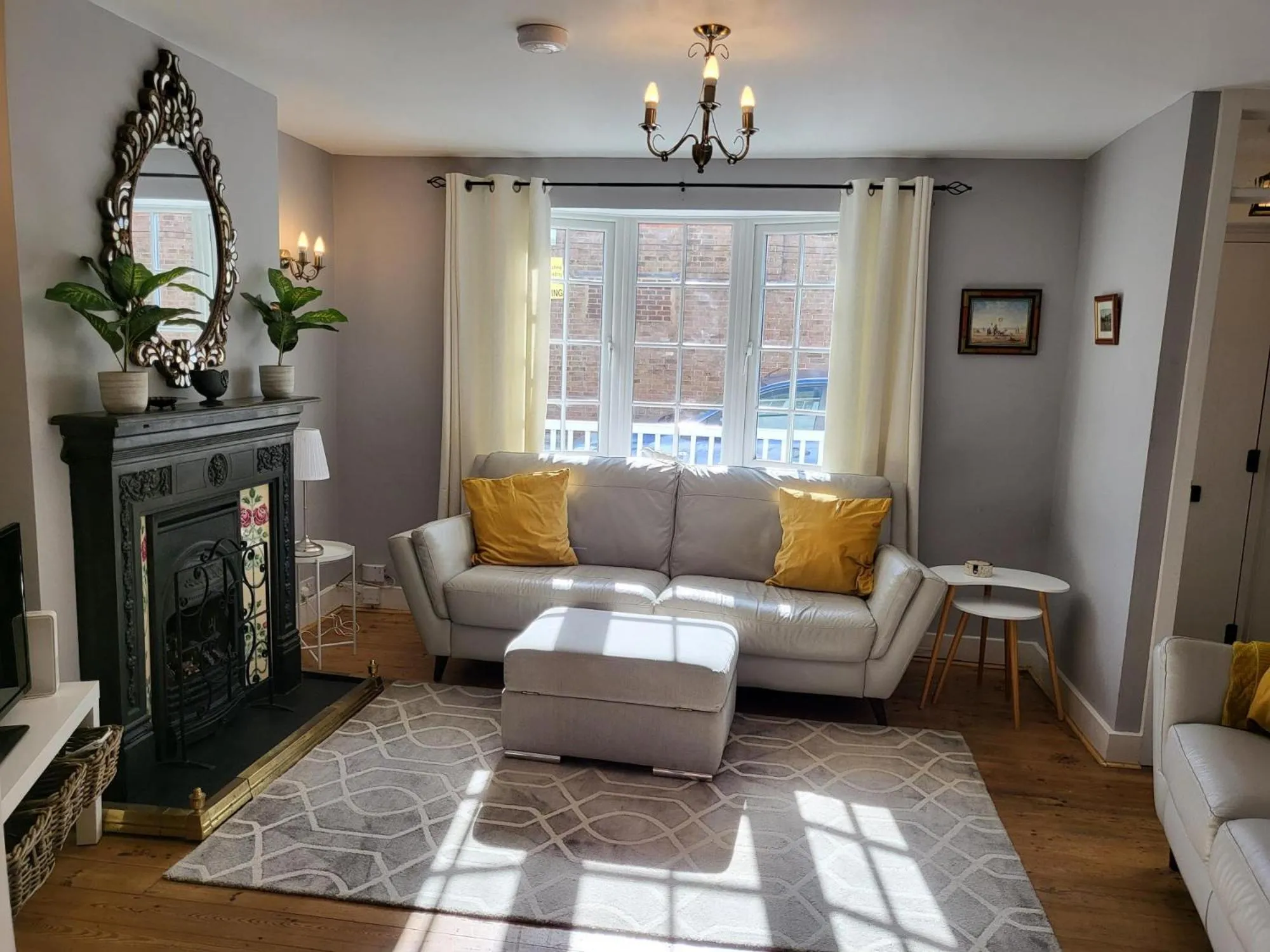 Living room in Pebble Cottage