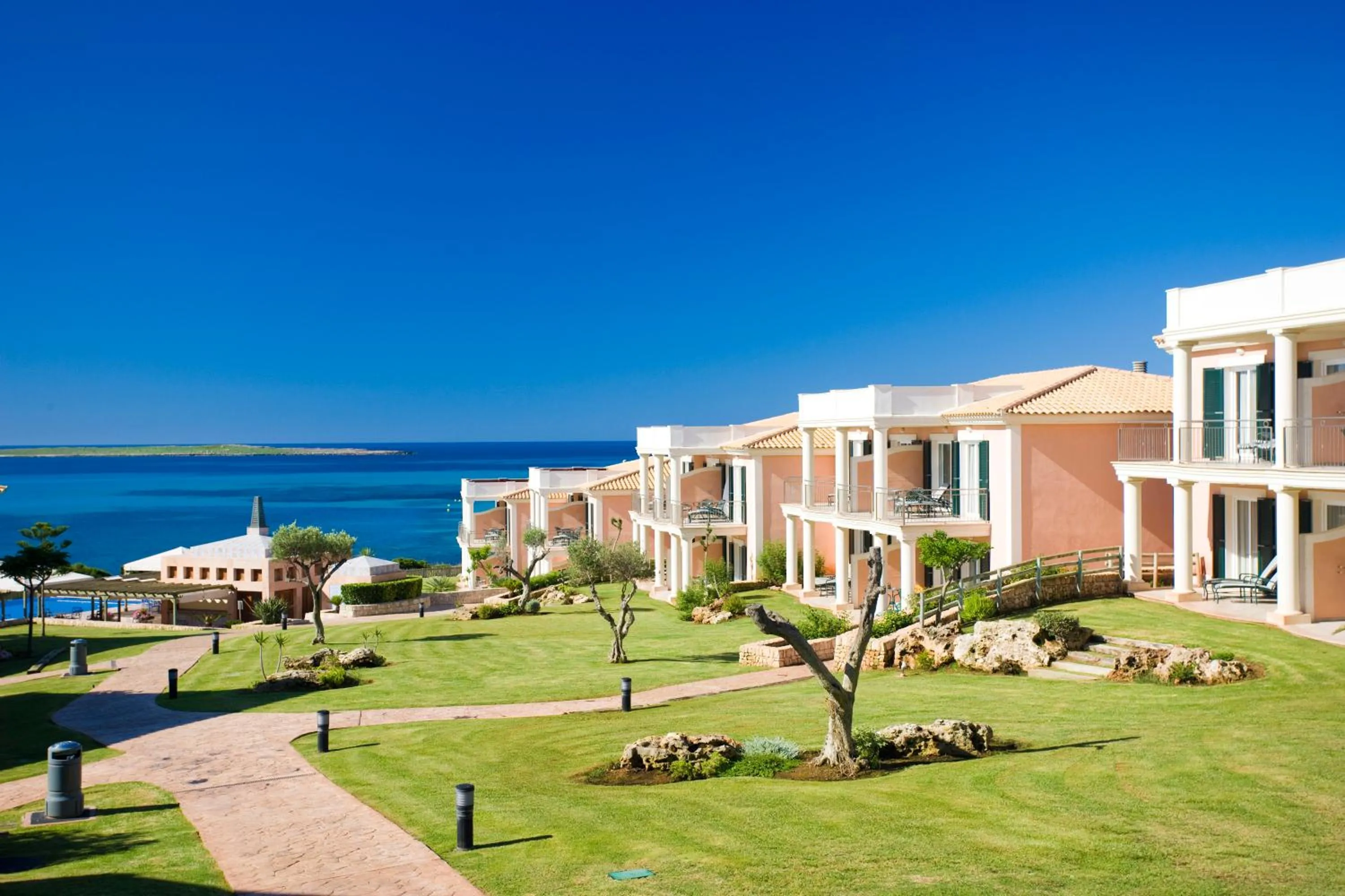 Garden in Insotel Punta Prima Prestige Suites & Spa