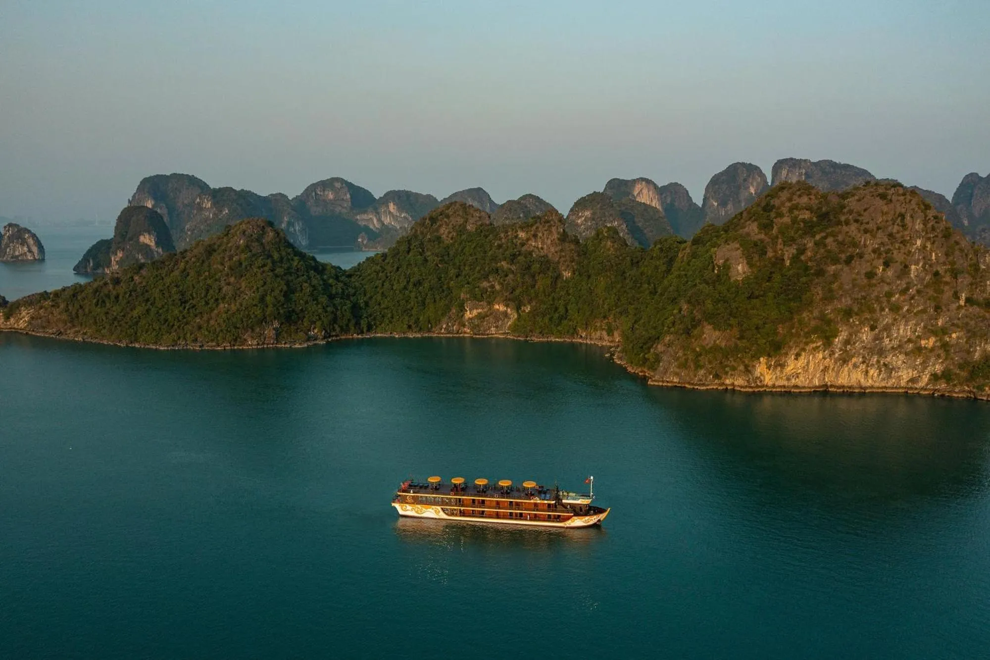 Sea view in Nostalgia Halong Cruise