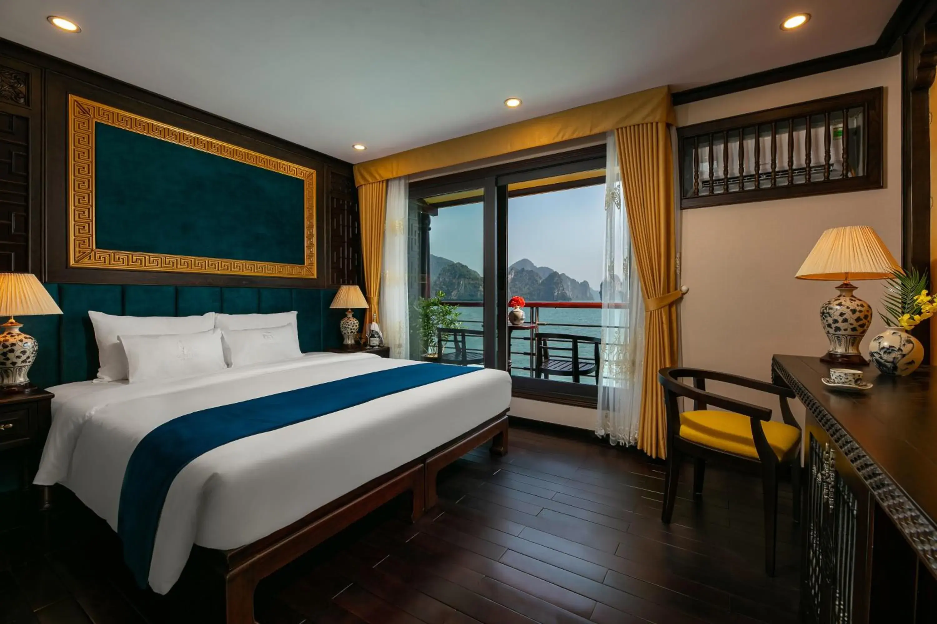 Queen Suite with Sea View - single occupancy in Nostalgia Halong Cruise Queen Suite with Sea View - single occupancy in Nostalgia Halong Cruise